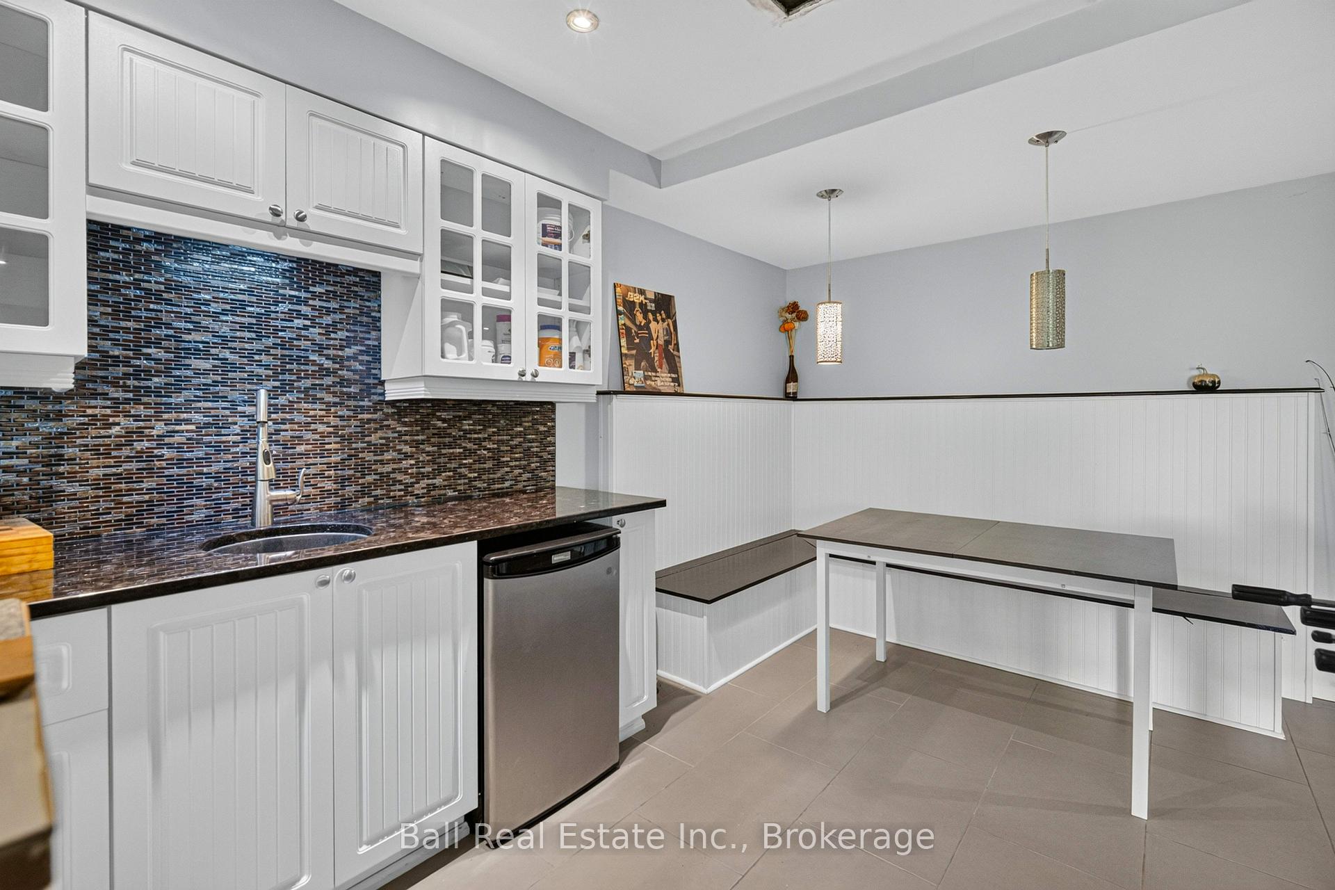 Photo 26 of 2331 Lakeside Drive, Douro-Dummer — HOMEH