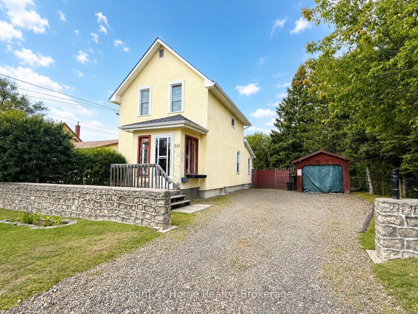 Photo 1 of 334 Morse Street, Thunder Bay, Current River — HOMEH