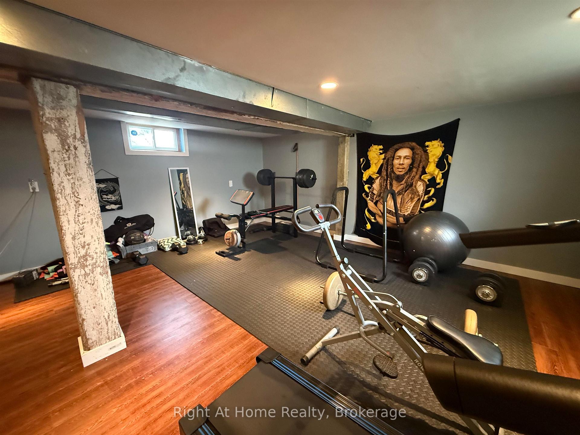 Photo 14 of 334 Morse Street, Thunder Bay, Current River — HOMEH
