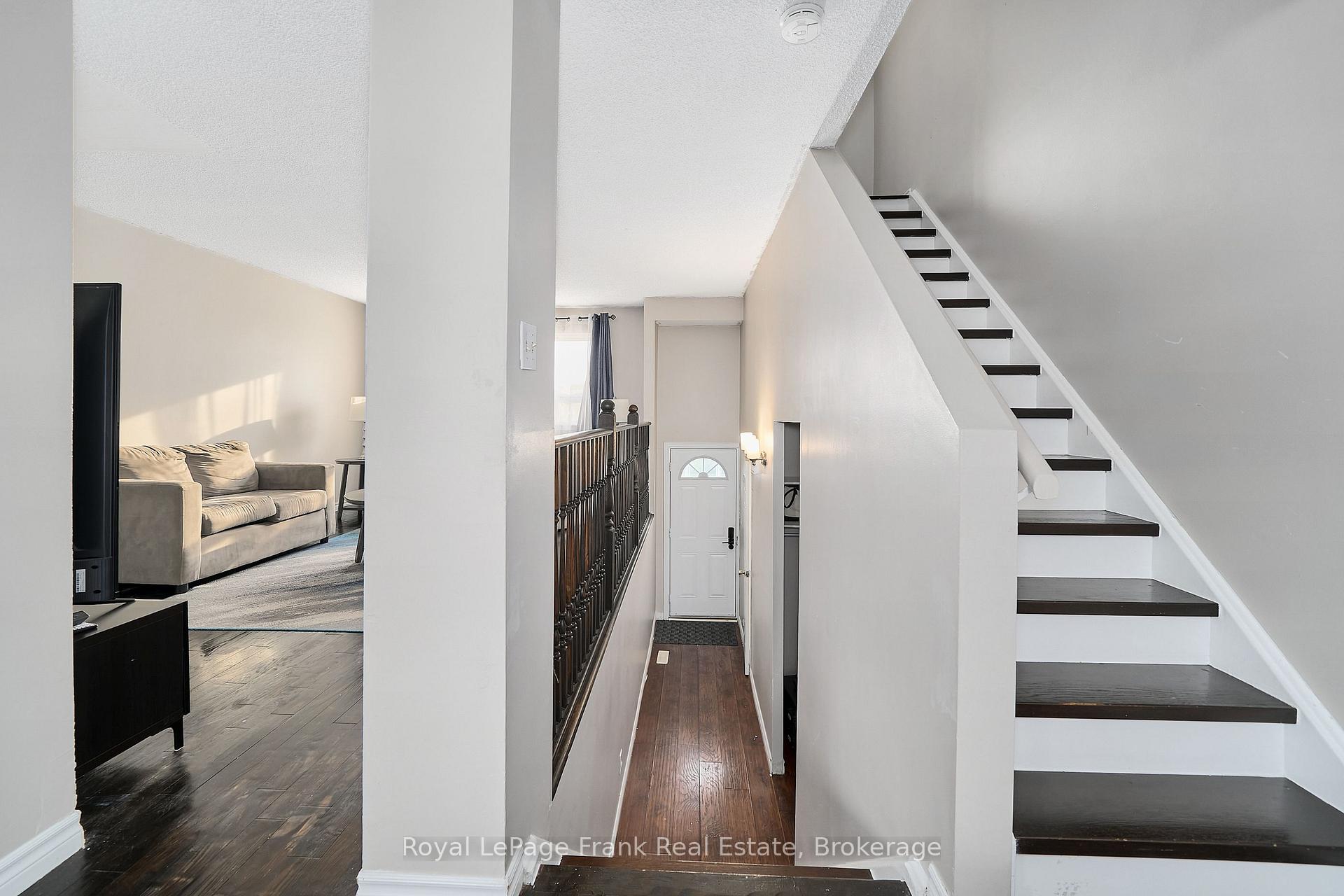 Photo 5 of Unit 39, 321 Blackthorn Street, Oshawa, Eastdale — HOMEH