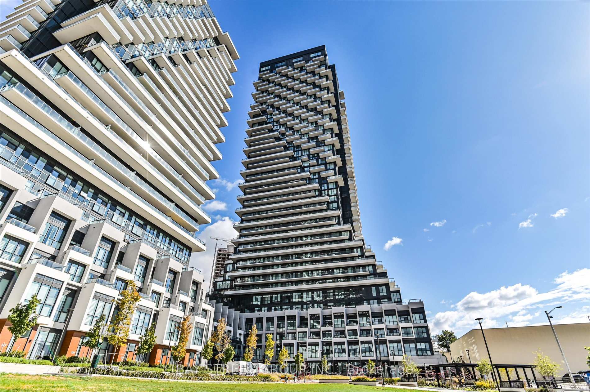 Photo of Unit 2707, 30 Inn On The Park Drive