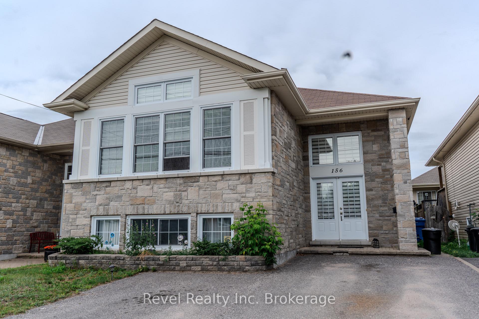 Photo of 156 Greenwood Avenue