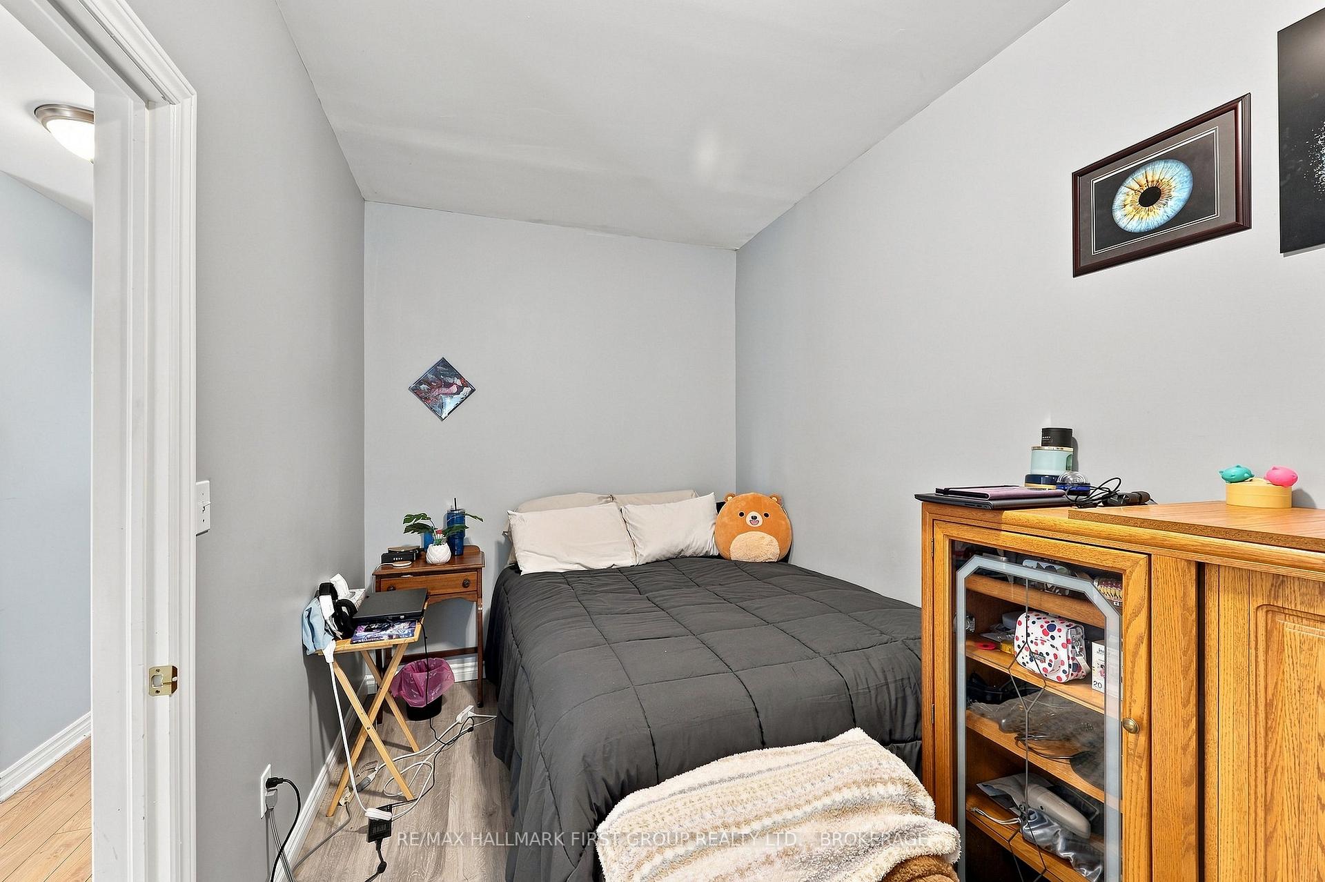 Photo 34 of 96 Briceland Street, Kingston, Rideau — HOMEH