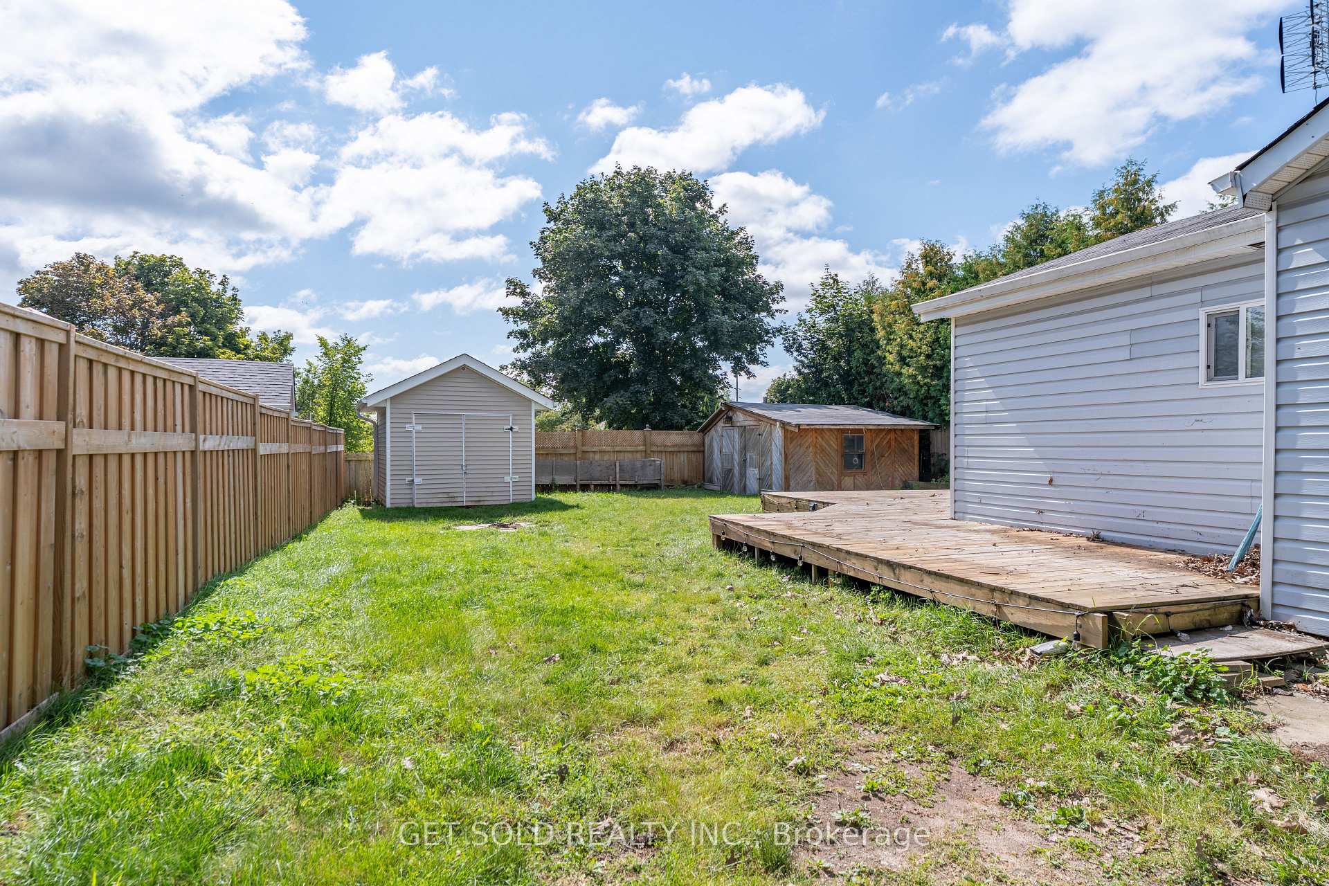 Photo 27 of 12 Vimy Street, Halton Hills, Acton — HOMEH