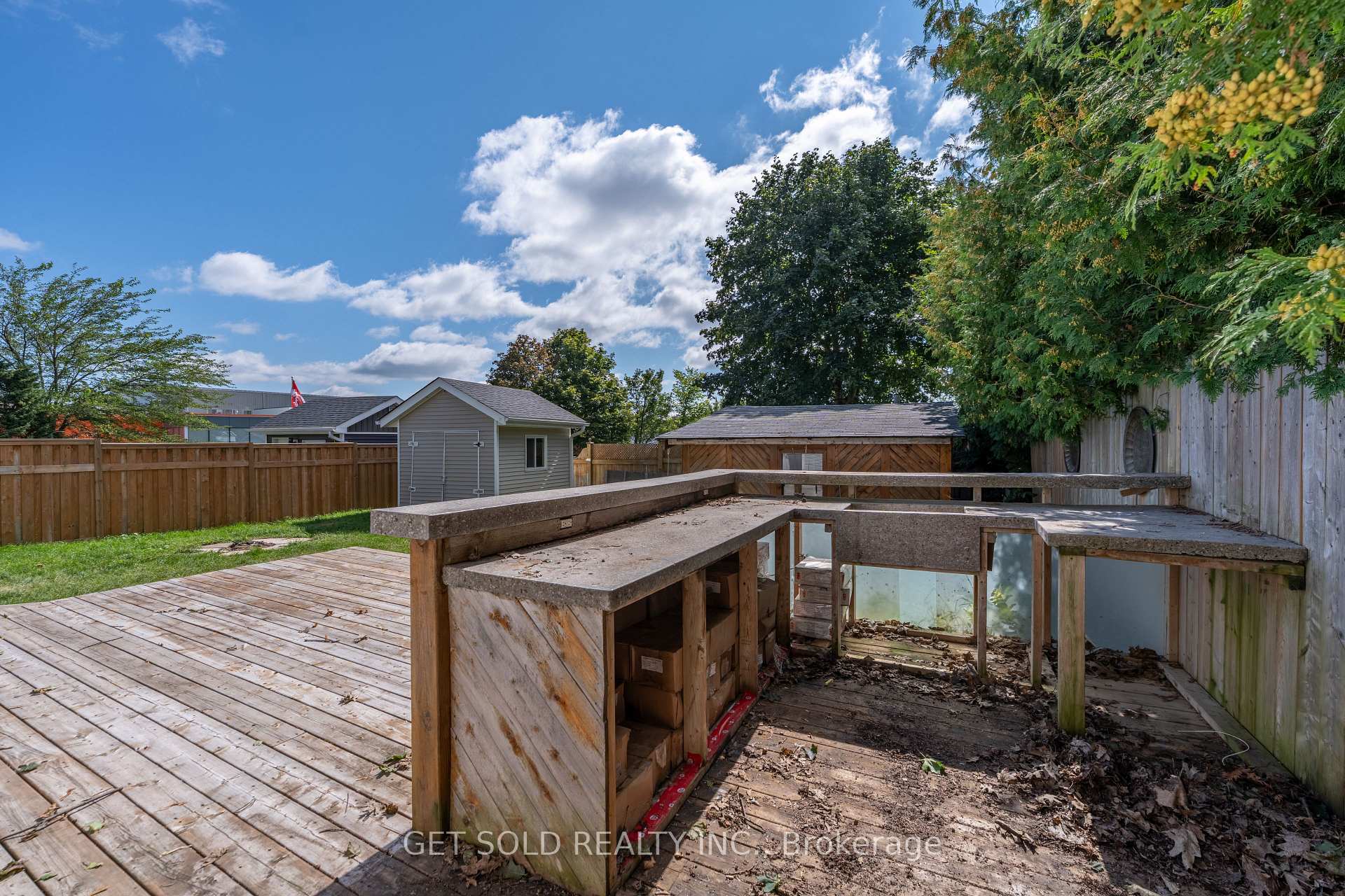 Photo 34 of 12 Vimy Street, Halton Hills, Acton — HOMEH