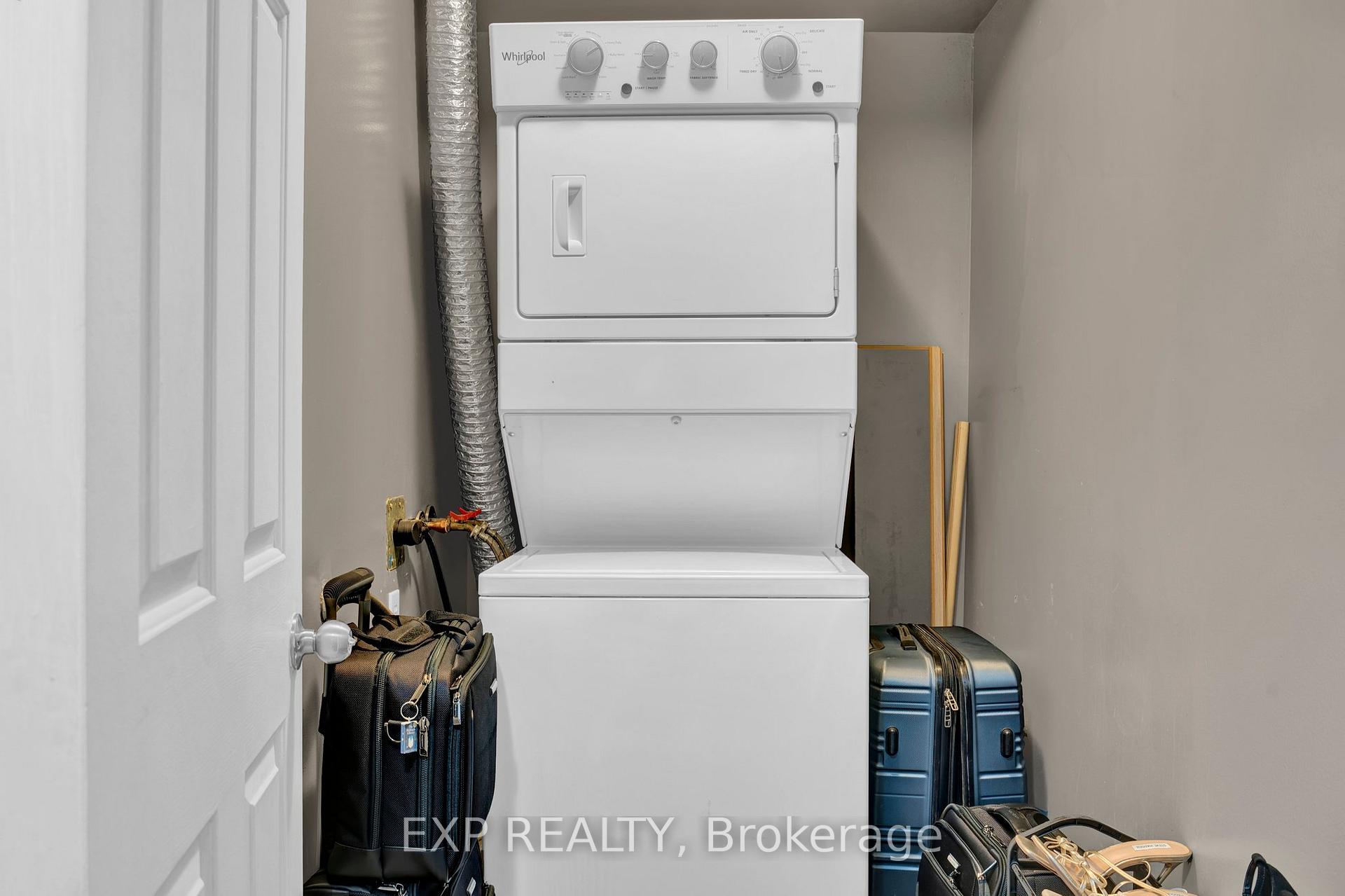 Photo 9 of Unit 1001, 101 Subway Crescent, Etobicoke, Islington-City Centre West — HOMEH
