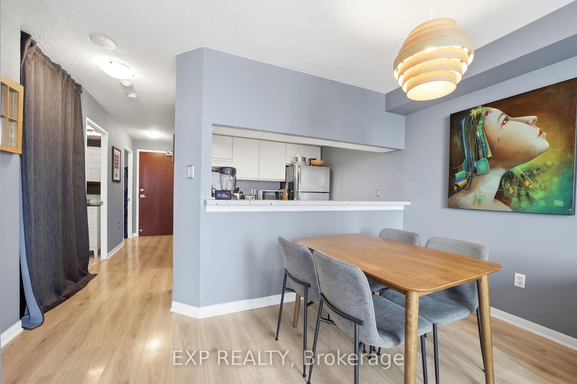 Photo 17 of Unit 1001, 101 Subway Crescent, Etobicoke, Islington-City Centre West — HOMEH