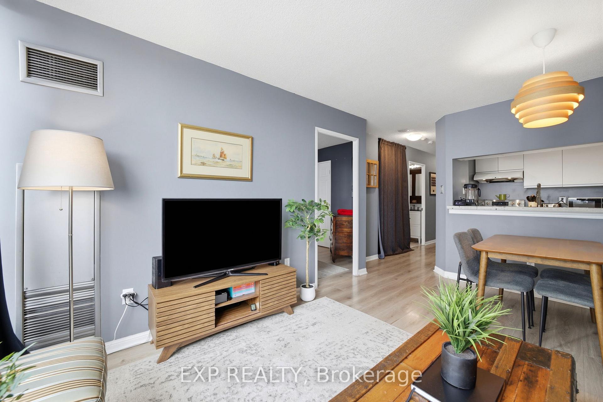 Photo 22 of Unit 1001, 101 Subway Crescent, Etobicoke, Islington-City Centre West — HOMEH