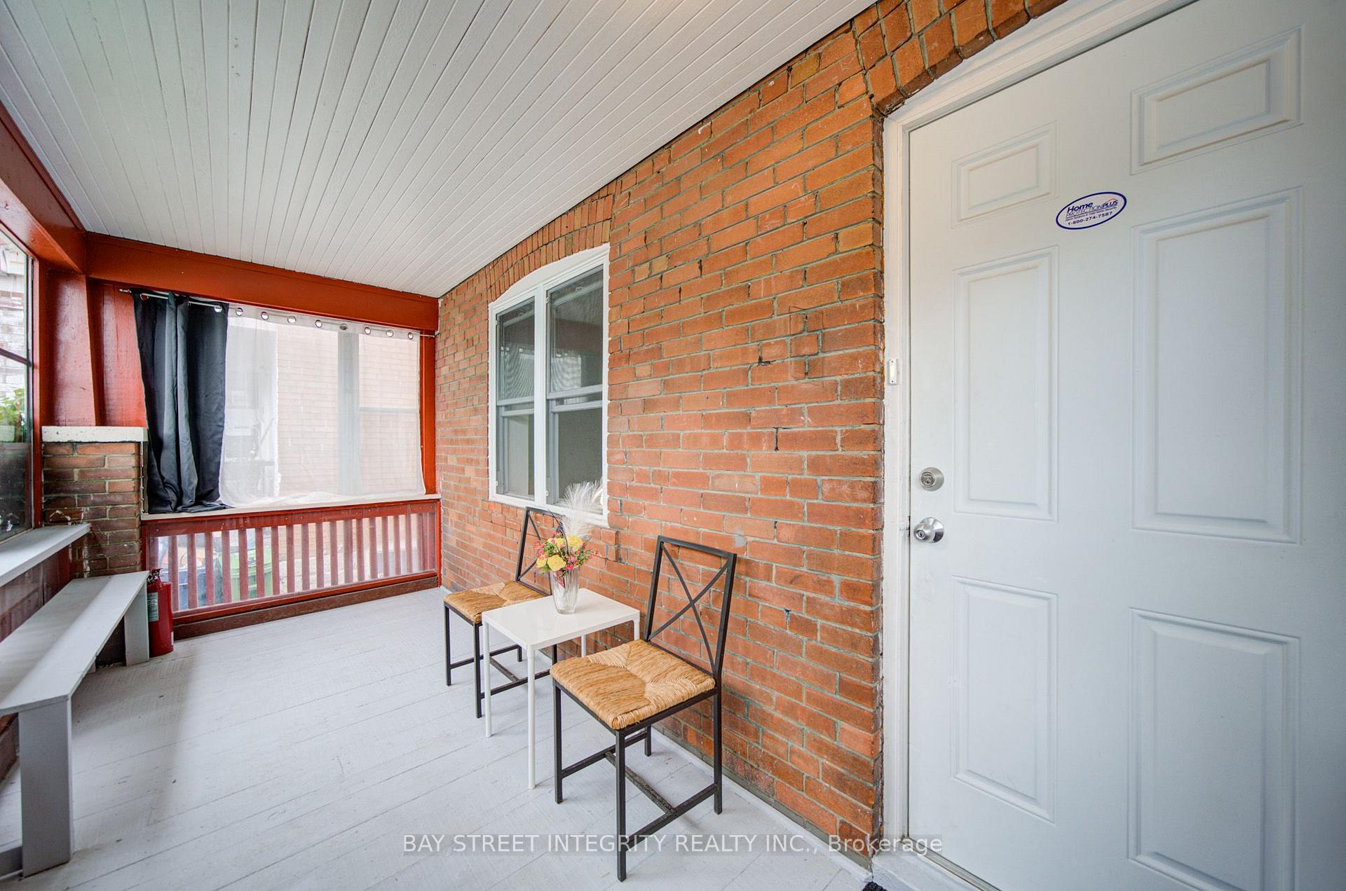 Photo 3 of 11 Glenora Avenue, Toronto, Oakwood Village — HOMEH