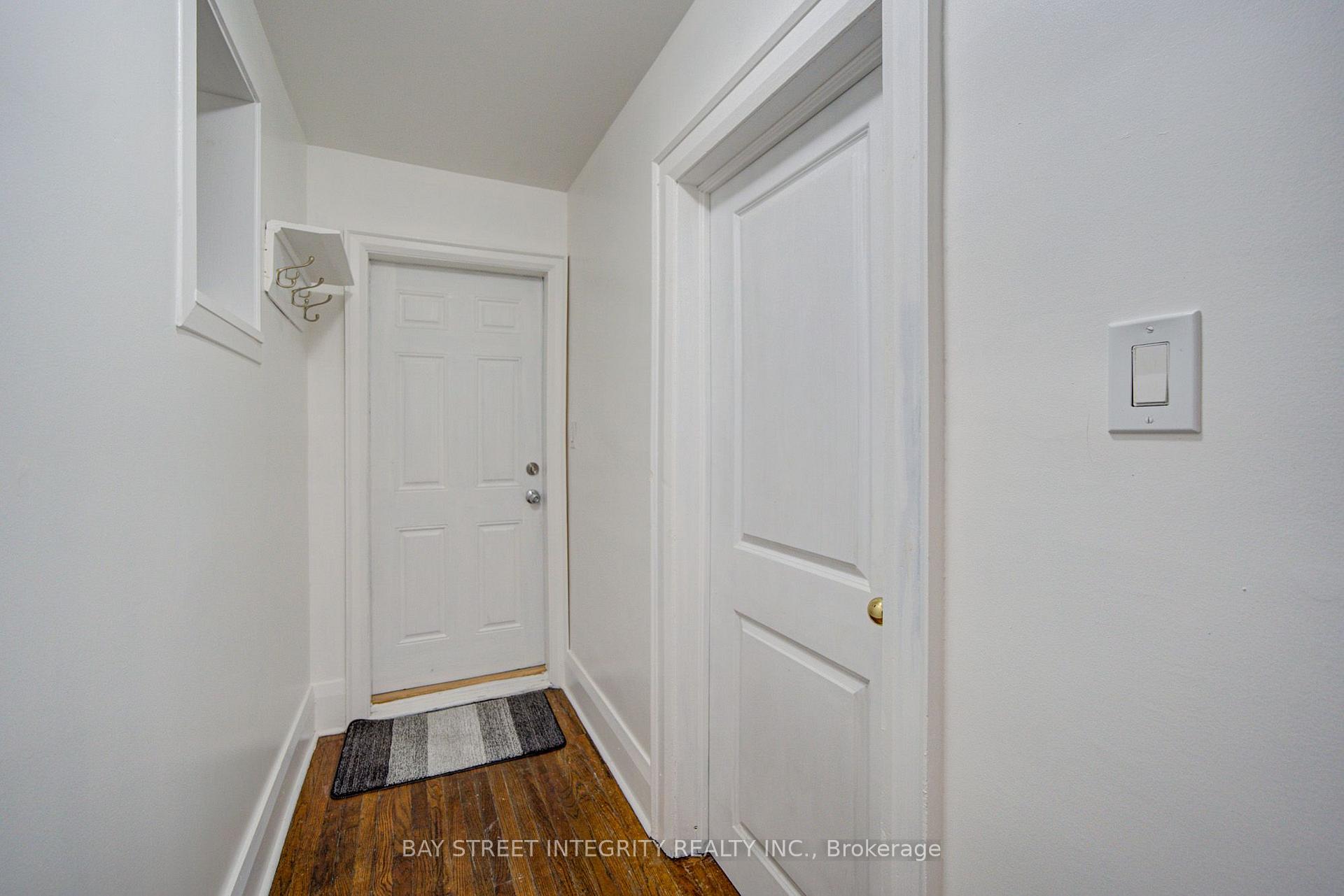 Photo 4 of 11 Glenora Avenue, Toronto, Oakwood Village — HOMEH
