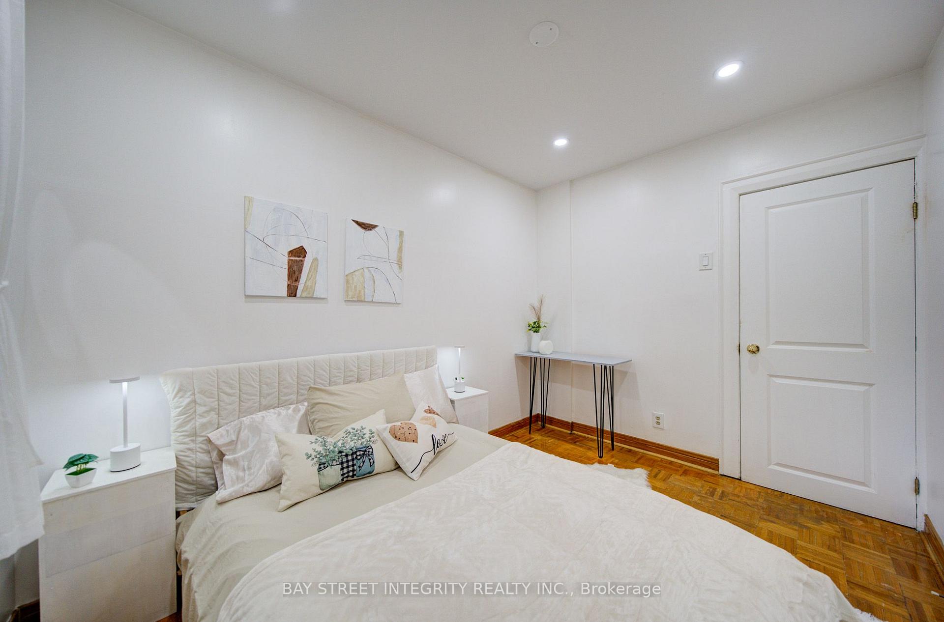 Photo 13 of 11 Glenora Avenue, Toronto, Oakwood Village — HOMEH