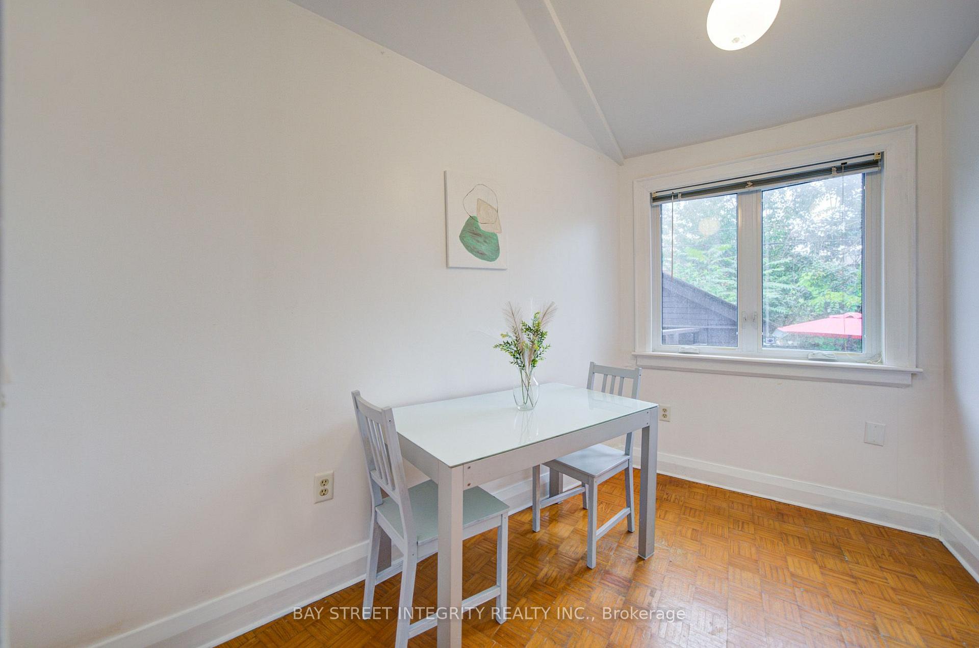 Photo 23 of 11 Glenora Avenue, Toronto, Oakwood Village — HOMEH