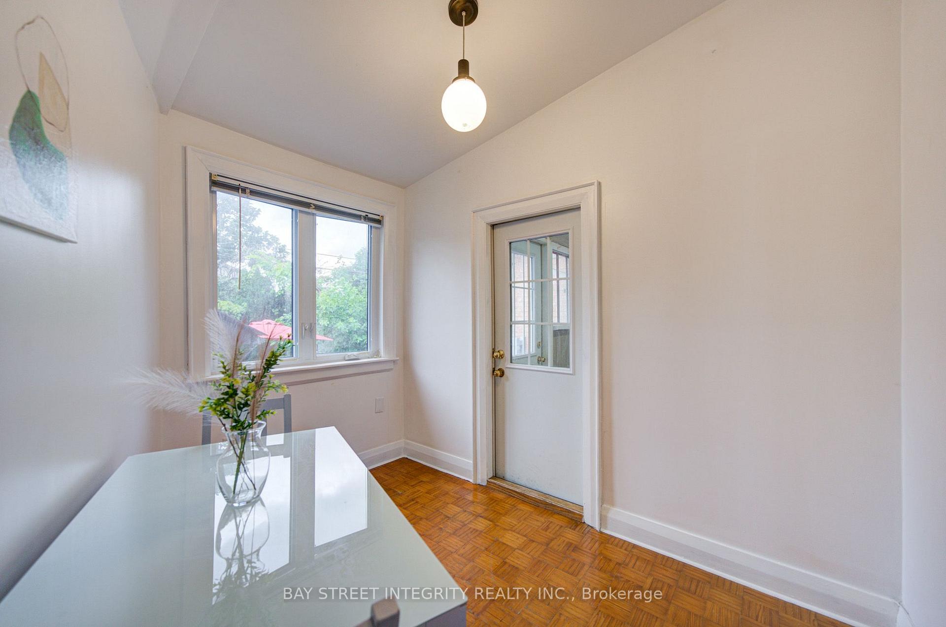 Photo 24 of 11 Glenora Avenue, Toronto, Oakwood Village — HOMEH