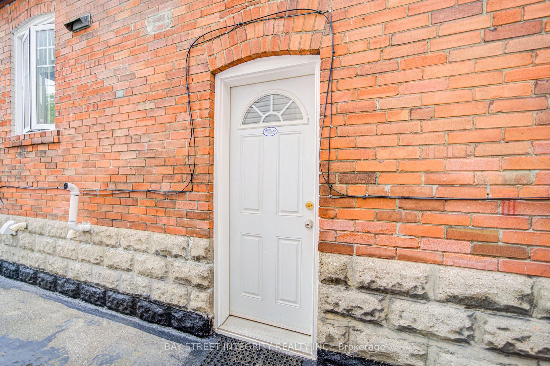 Photo 27 of 11 Glenora Avenue, Toronto, Oakwood Village — HOMEH
