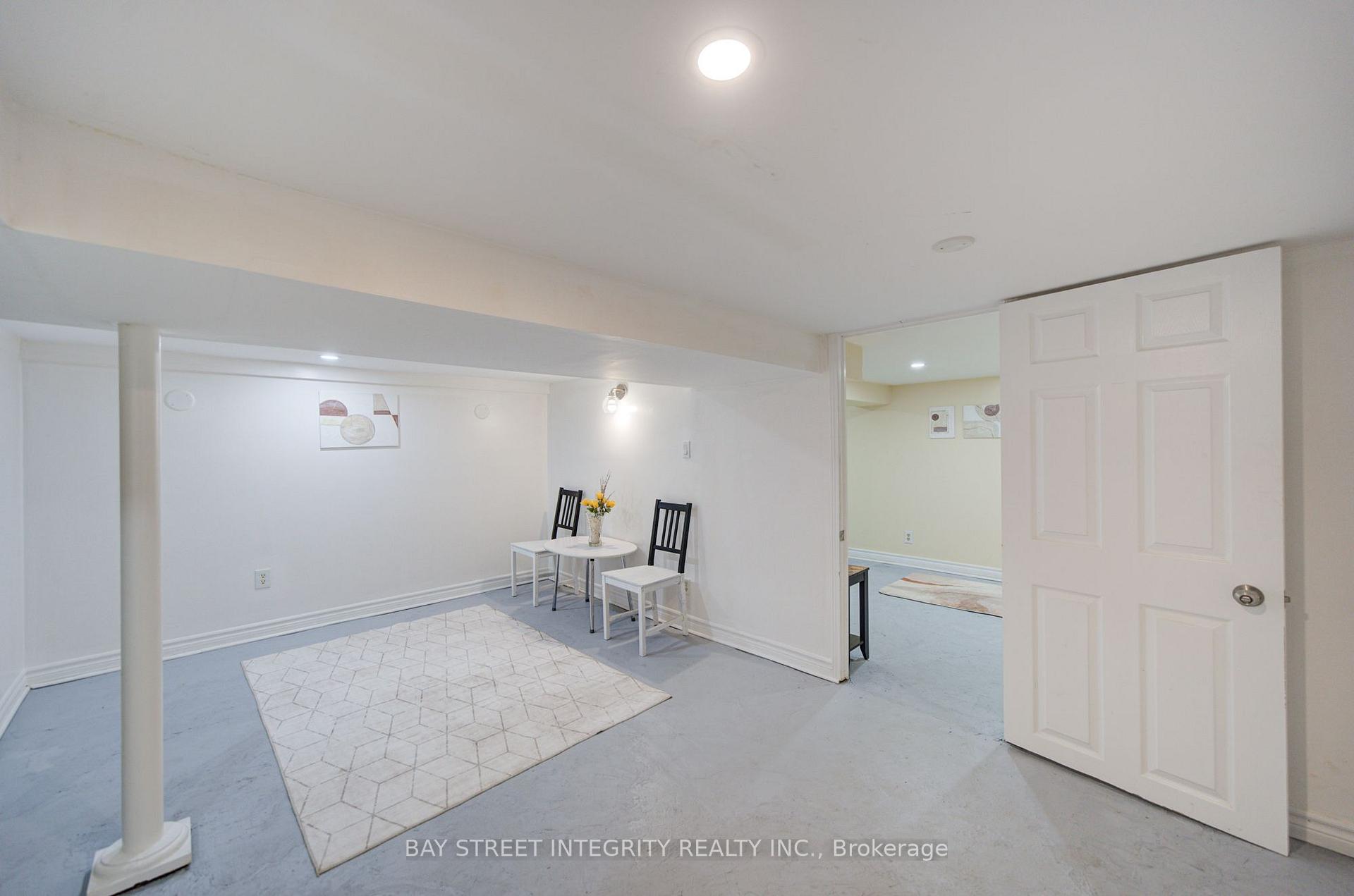 Photo 29 of 11 Glenora Avenue, Toronto, Oakwood Village — HOMEH