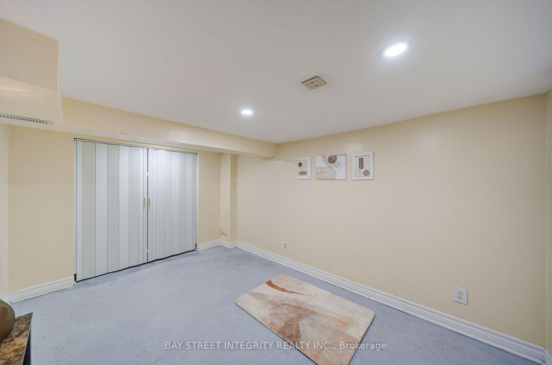 Photo 35 of 11 Glenora Avenue, Toronto, Oakwood Village — HOMEH