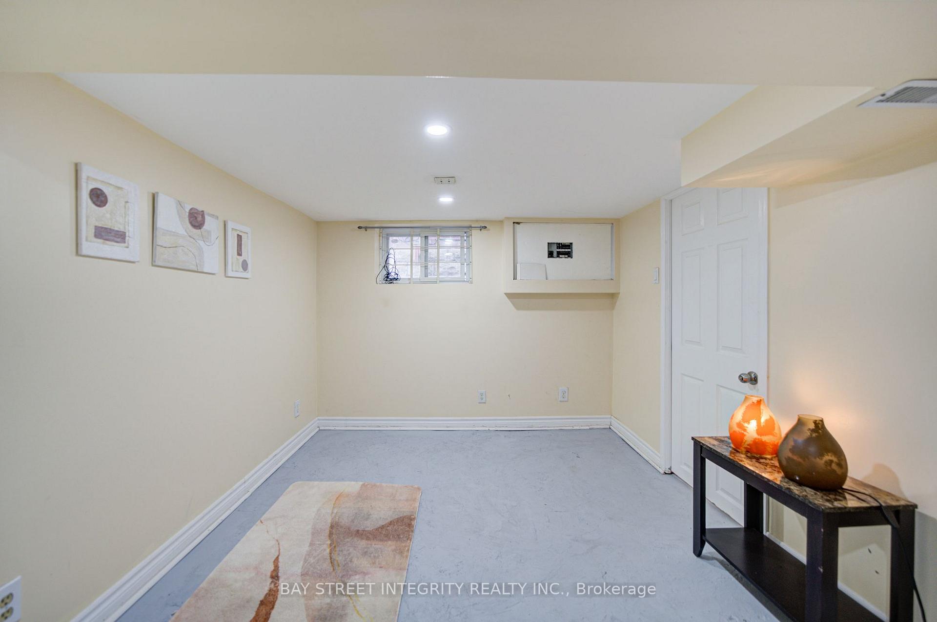 Photo 36 of 11 Glenora Avenue, Toronto, Oakwood Village — HOMEH