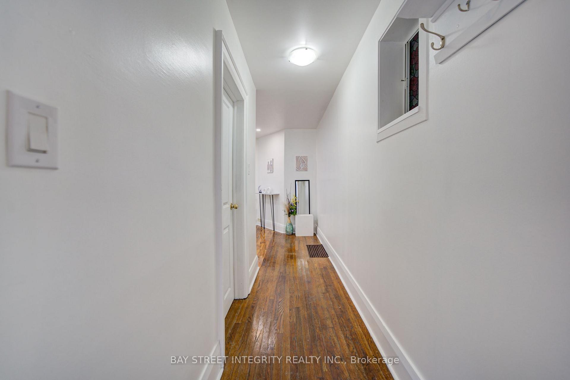Photo 44 of 11 Glenora Avenue, Toronto, Oakwood Village — HOMEH