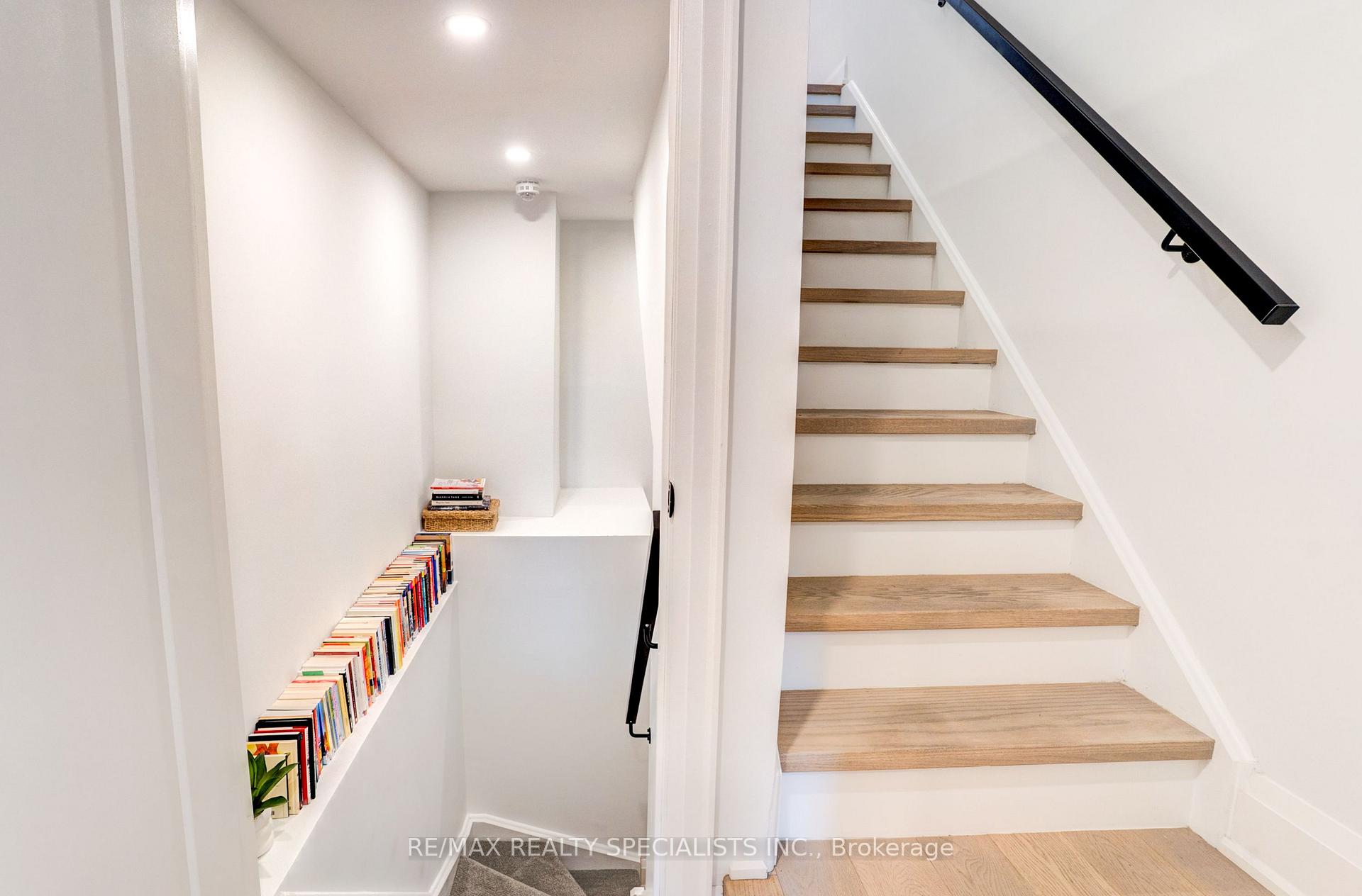 Photo 9 of 423 Rockwell Common, Oakville, Joshua Meadows — HOMEH