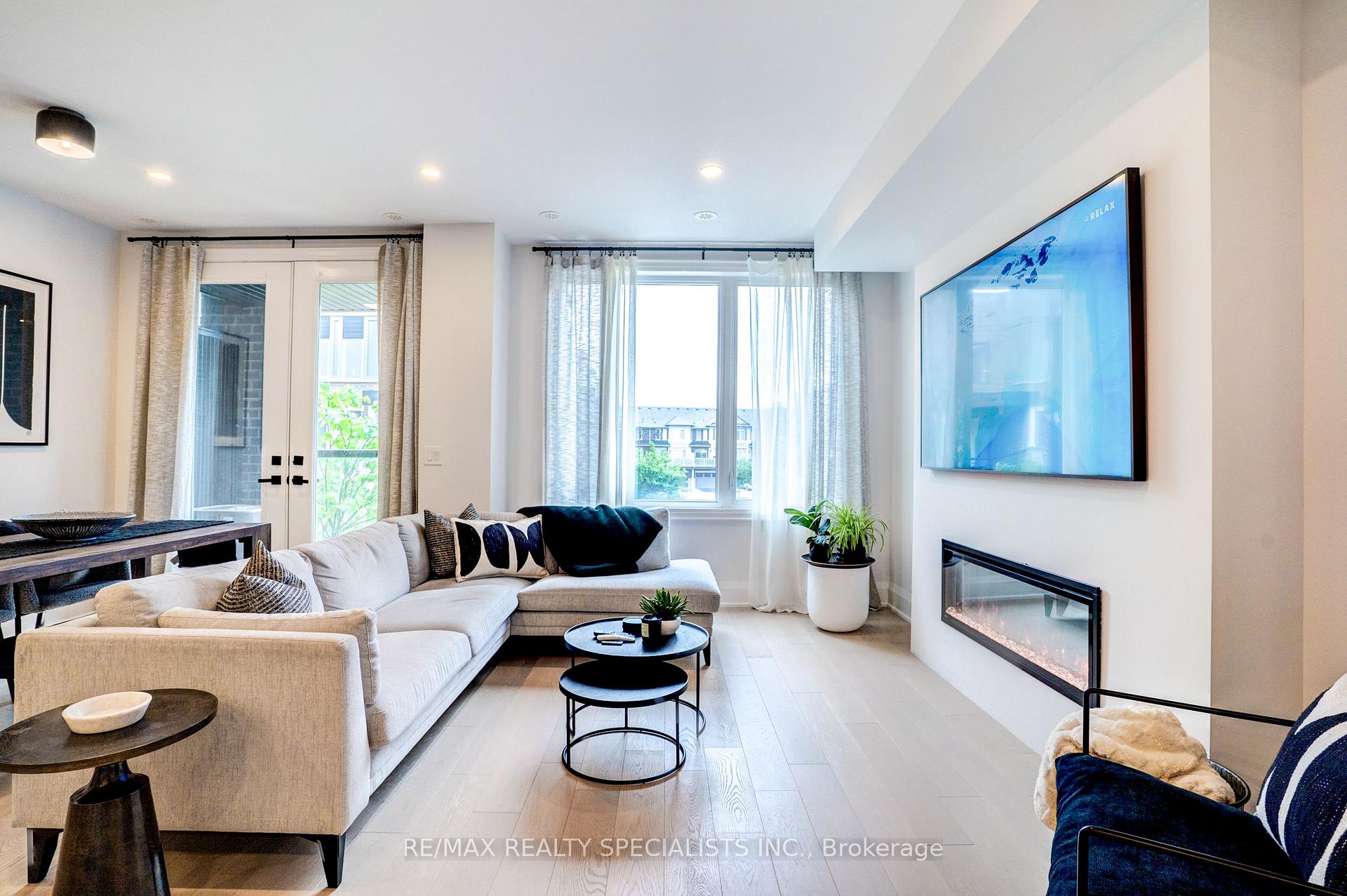 Photo 14 of 423 Rockwell Common, Oakville, Joshua Meadows — HOMEH