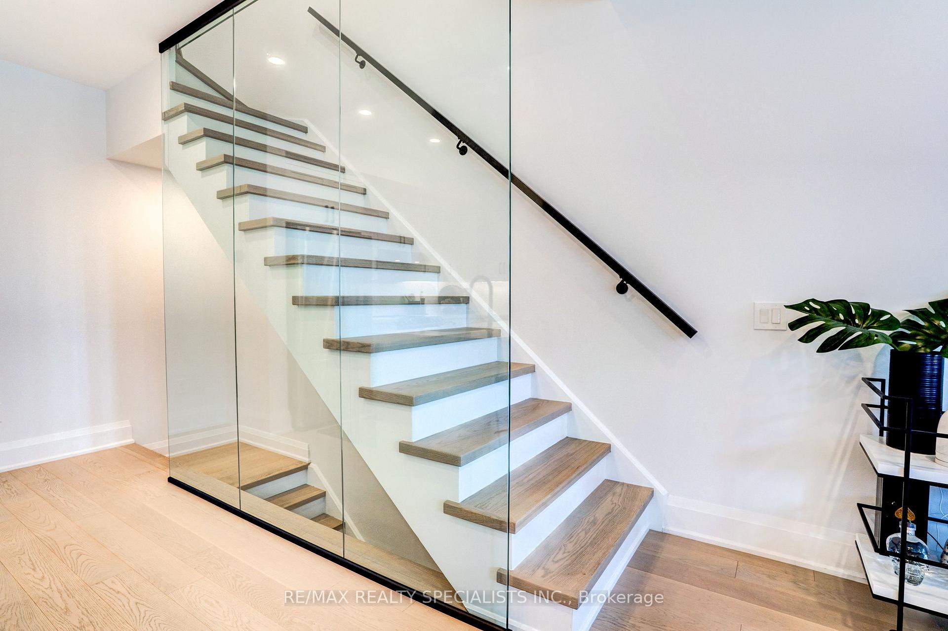 Photo 26 of 423 Rockwell Common, Oakville, Joshua Meadows — HOMEH