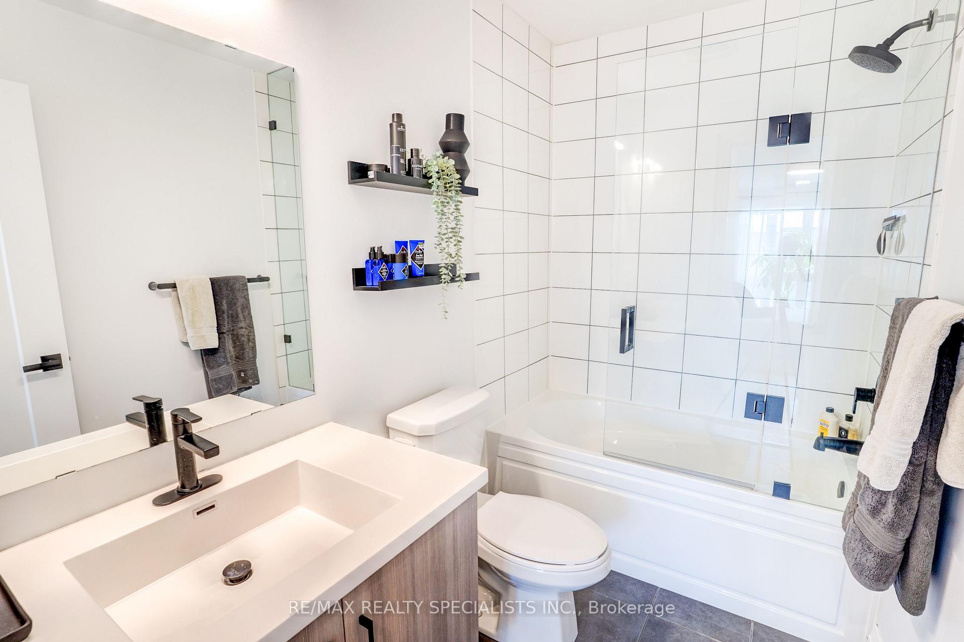 Photo 31 of 423 Rockwell Common, Oakville, Joshua Meadows — HOMEH