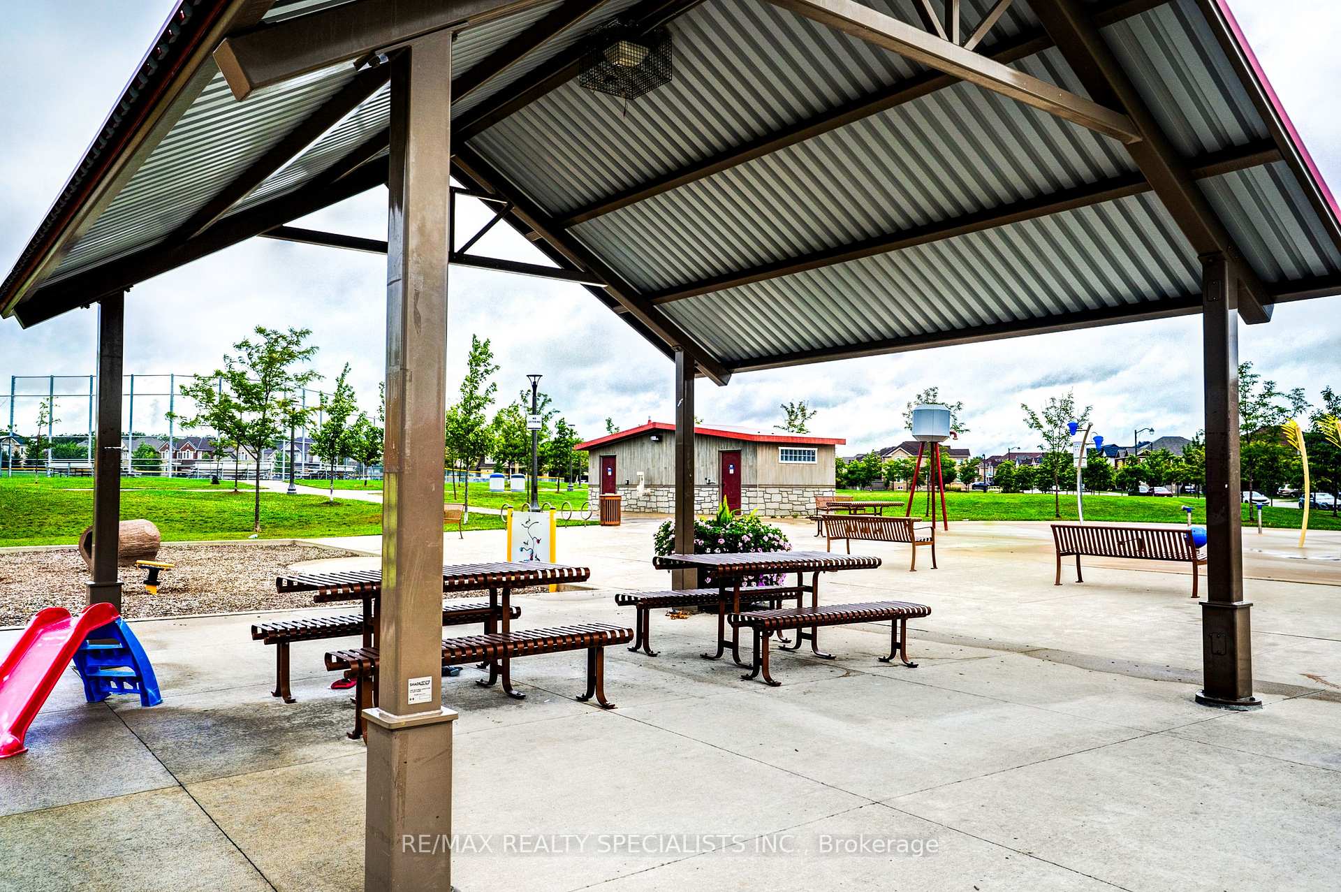 Photo 39 of 423 Rockwell Common, Oakville, Joshua Meadows — HOMEH