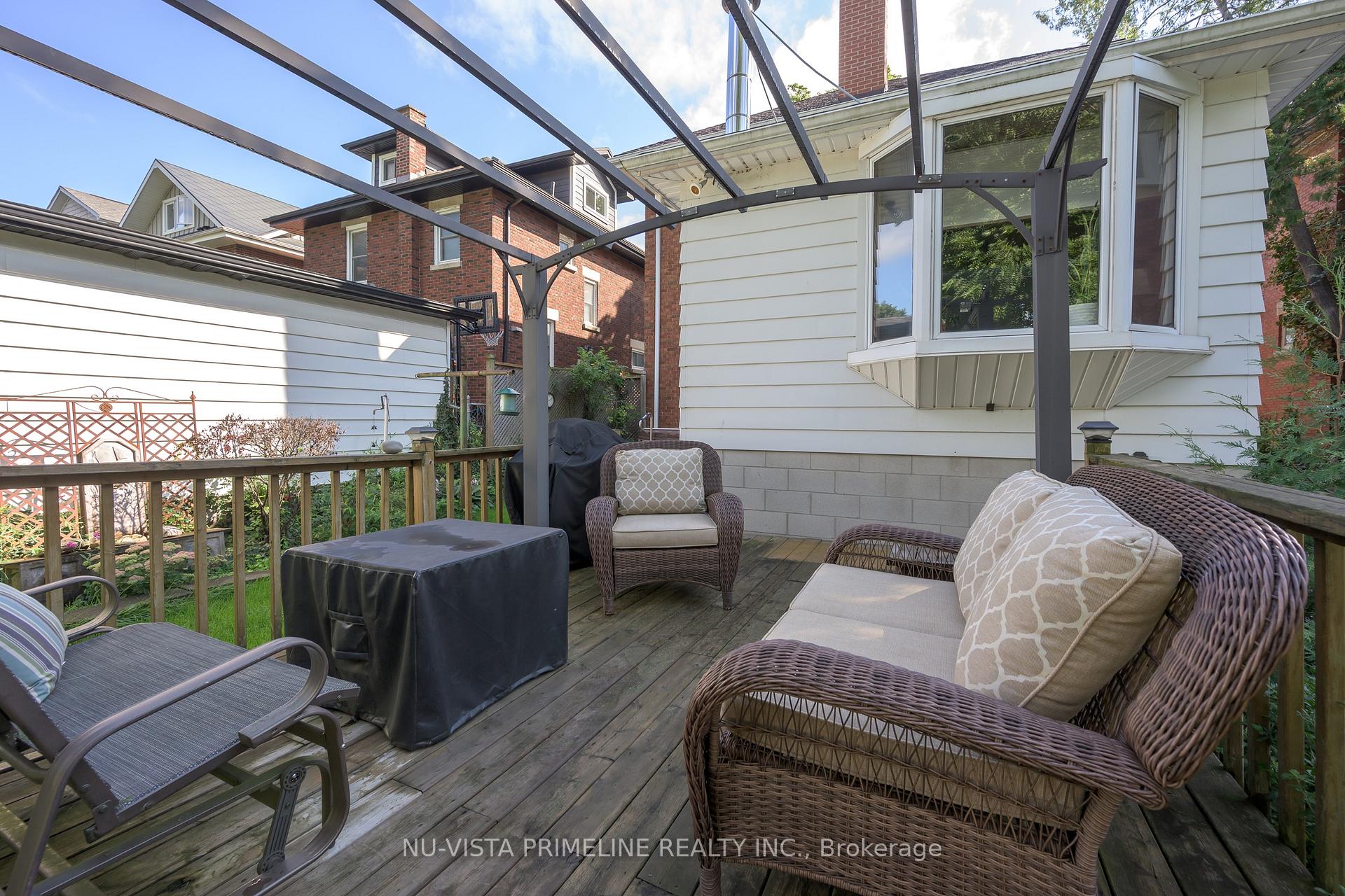 Photo 3 of 83 Thornton Avenue, London, East B — HOMEH