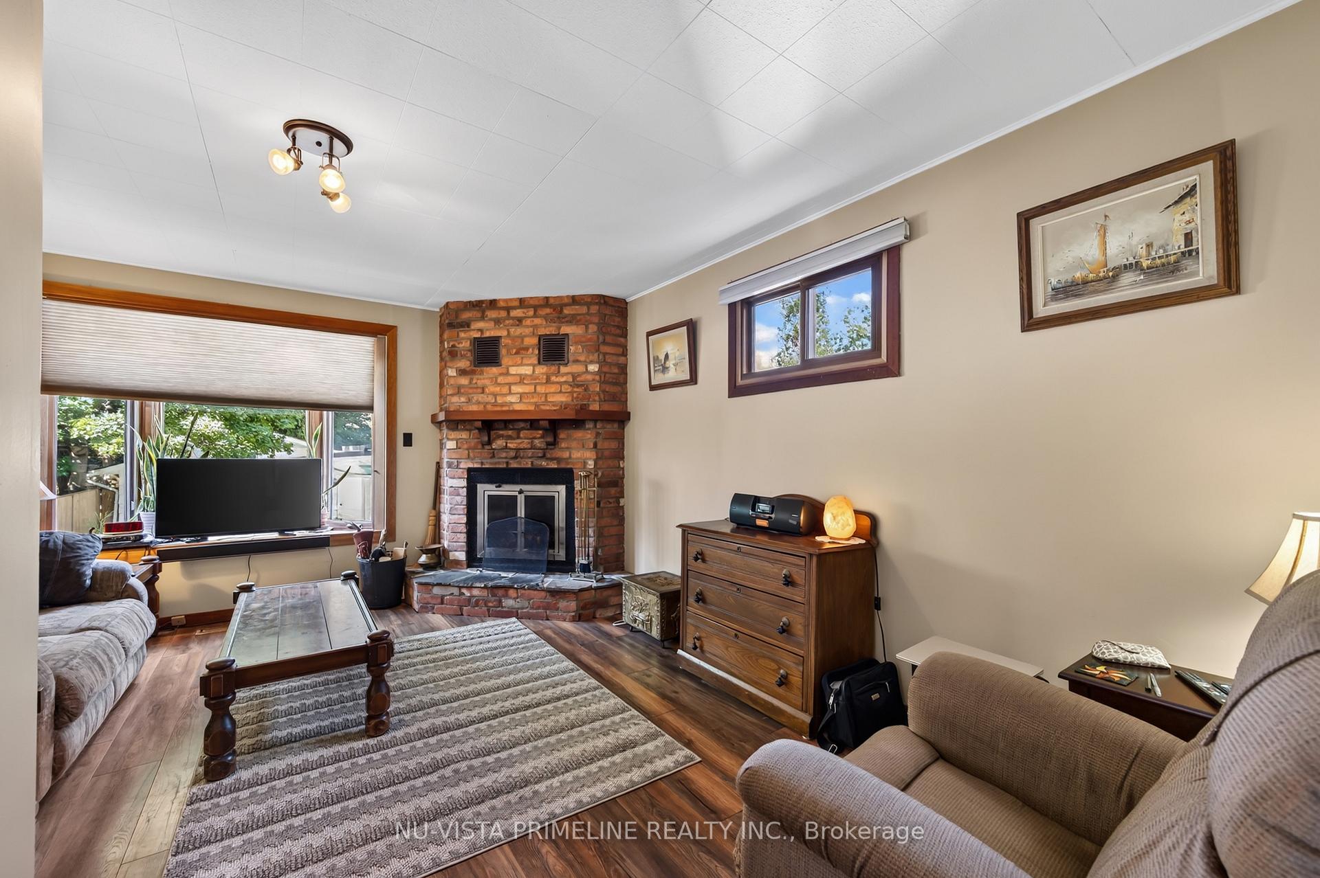 Photo 20 of 83 Thornton Avenue, London, East B — HOMEH