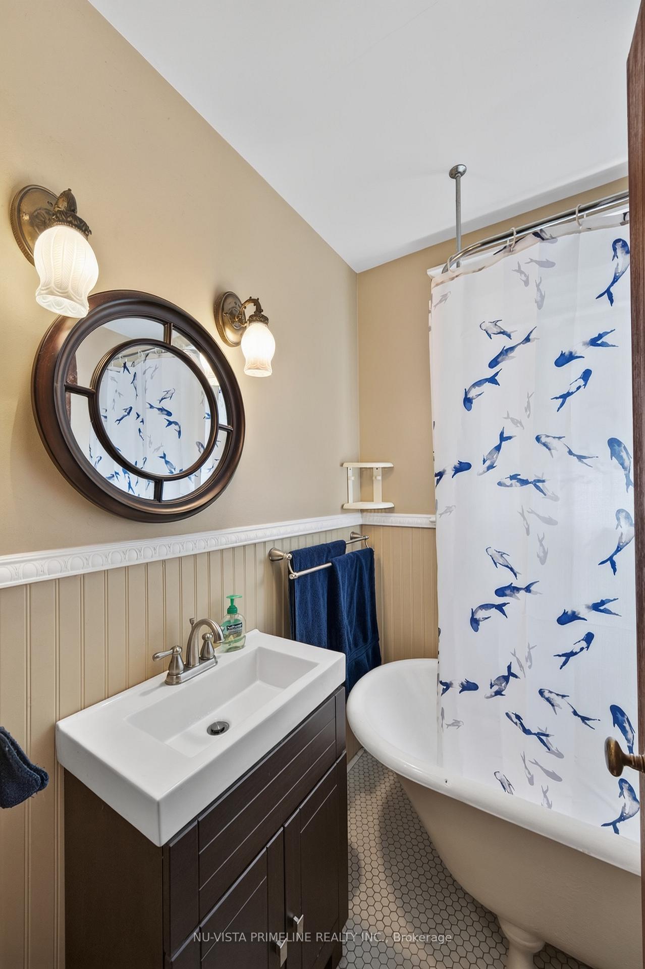 Photo 32 of 83 Thornton Avenue, London, East B — HOMEH