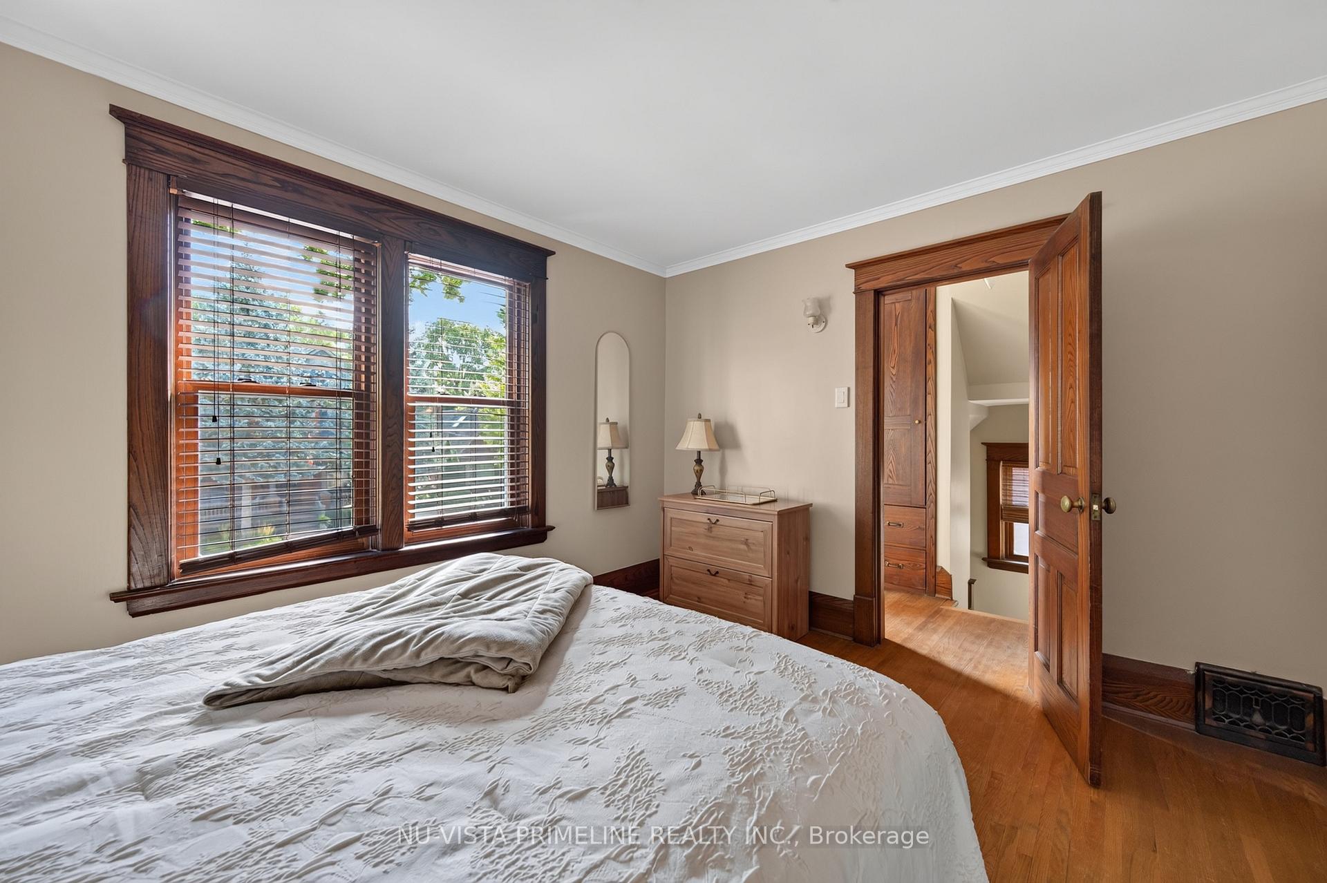 Photo 37 of 83 Thornton Avenue, London, East B — HOMEH
