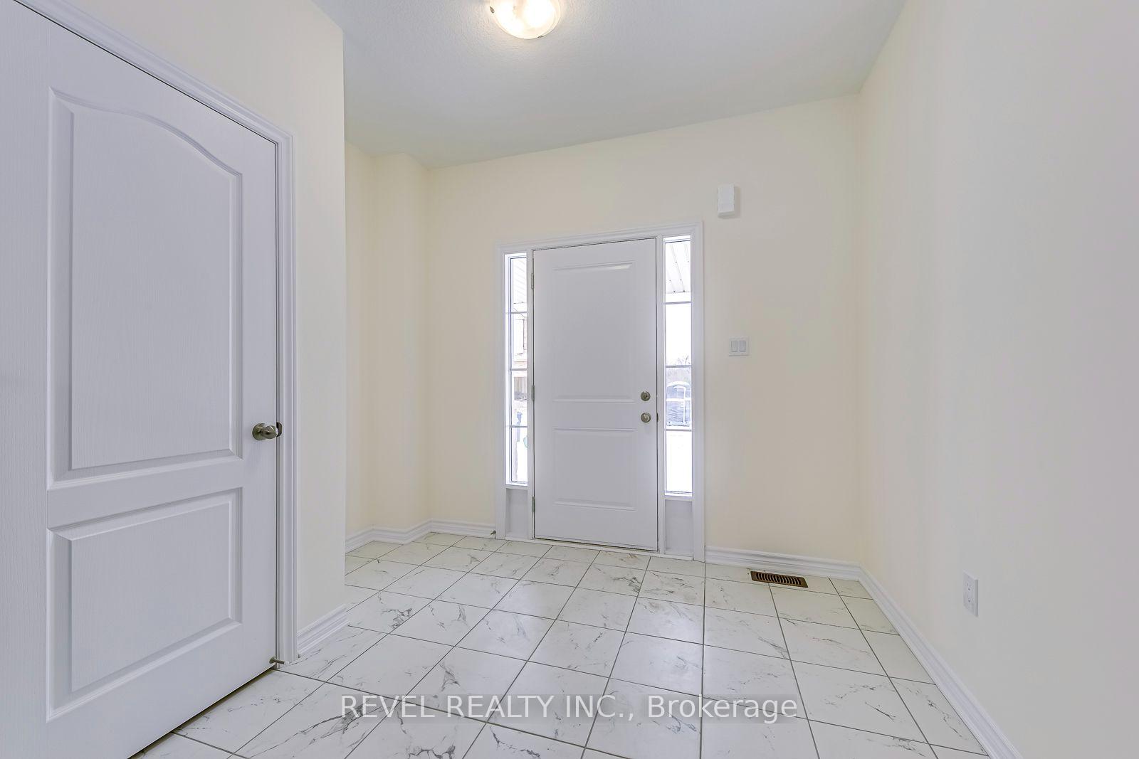 Photo 4 of 26 Hutchison Road, Guelph, Village By The Arboretum — HOMEH