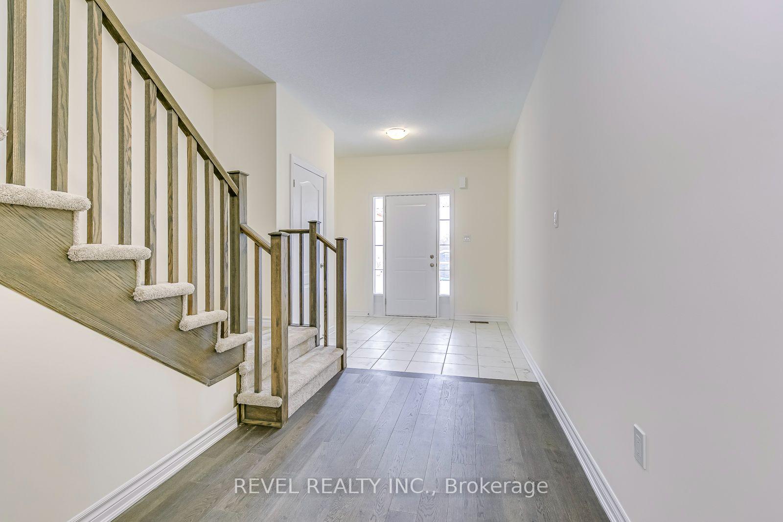 Photo 5 of 26 Hutchison Road, Guelph, Village By The Arboretum — HOMEH