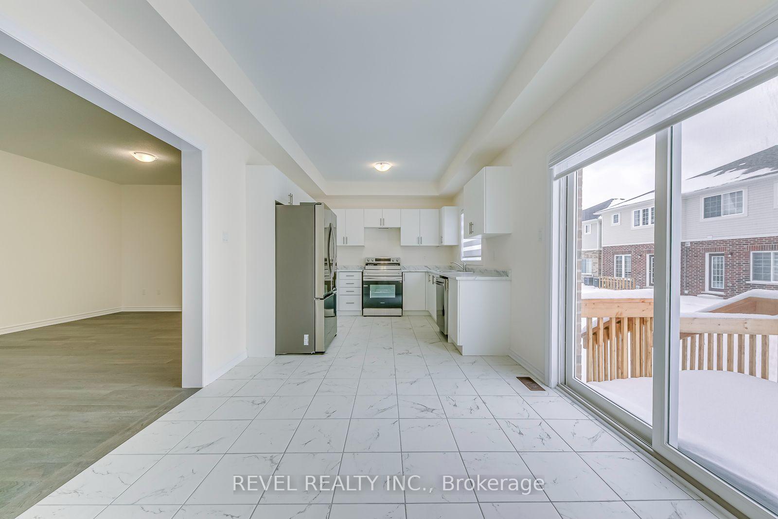 Photo 12 of 26 Hutchison Road, Guelph, Village By The Arboretum — HOMEH