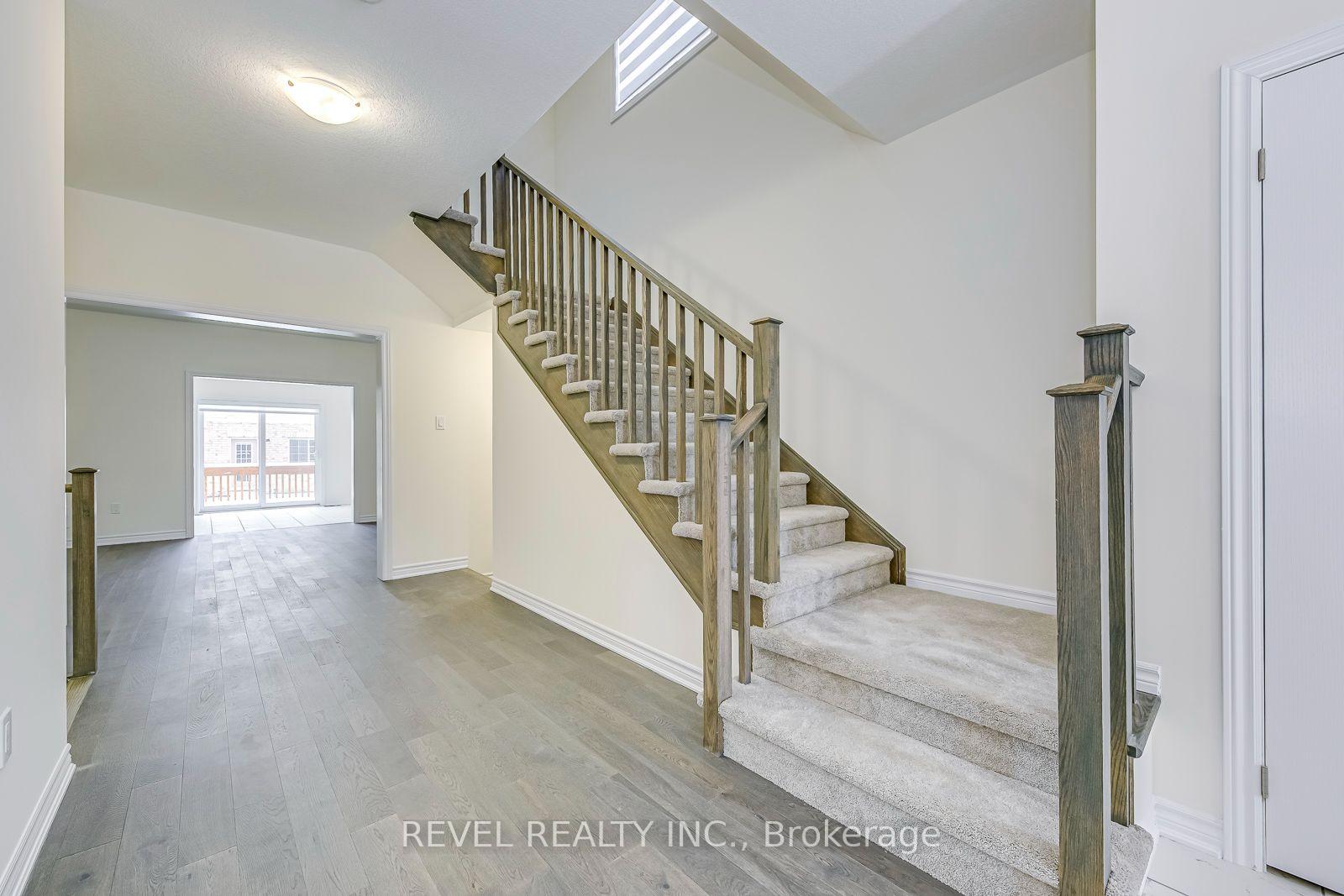 Photo 18 of 26 Hutchison Road, Guelph, Village By The Arboretum — HOMEH