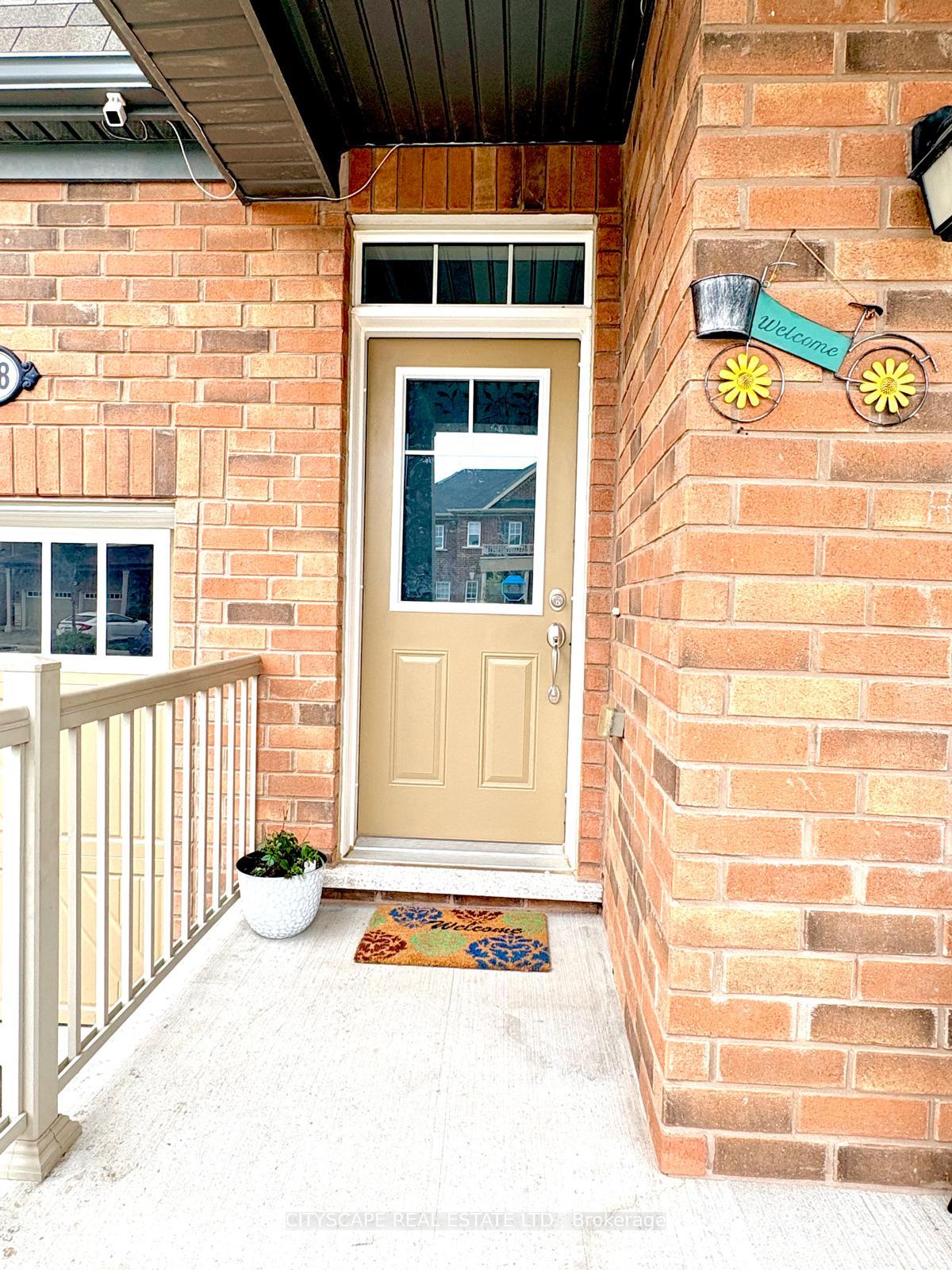 Photo 3 of 538 Edenbrook Hill Drive, Brampton, Northwest Brampton — HOMEH