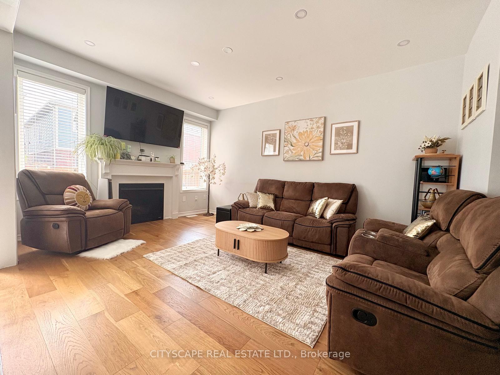 Photo 10 of 538 Edenbrook Hill Drive, Brampton, Northwest Brampton — HOMEH