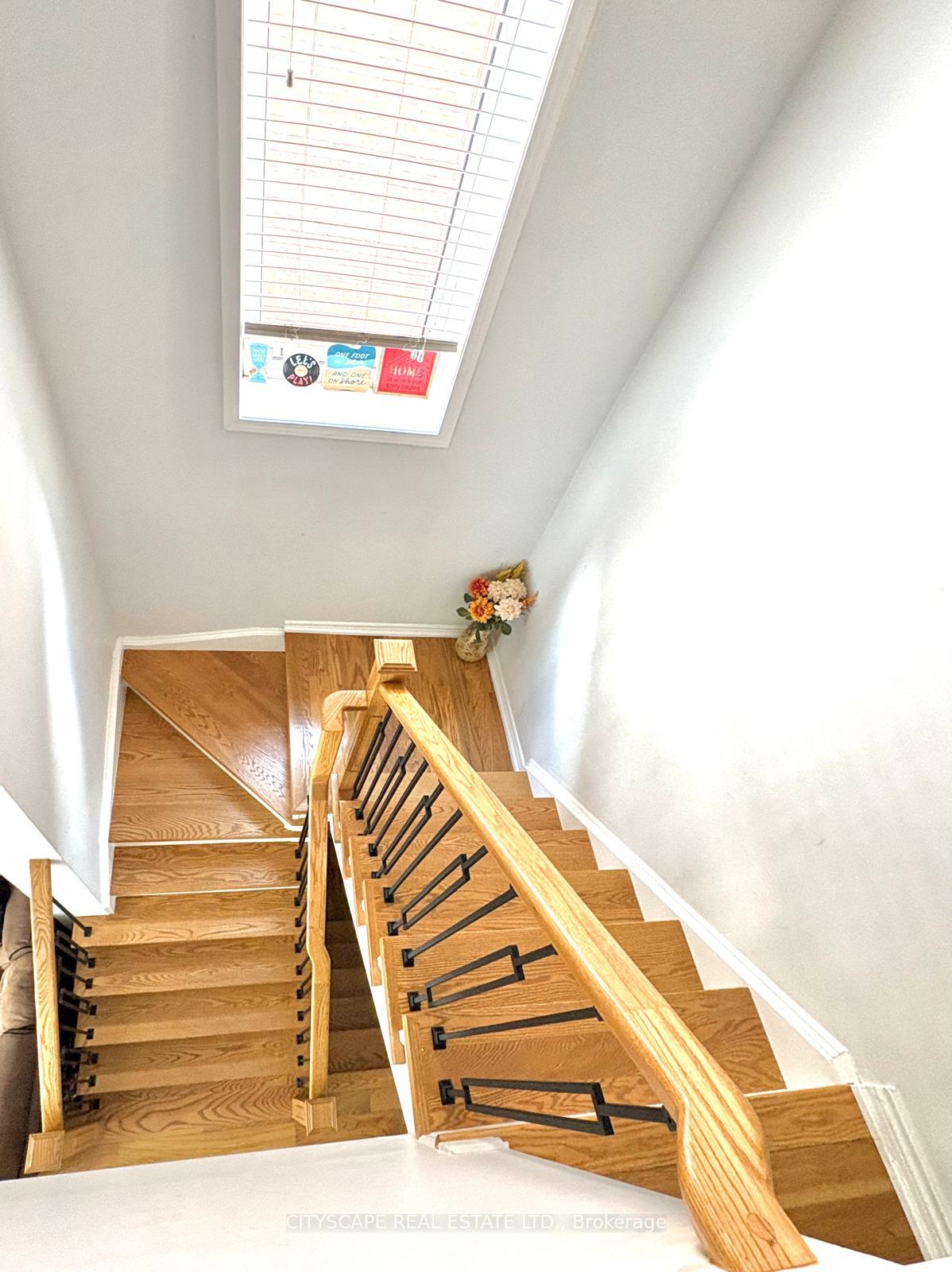 Photo 15 of 538 Edenbrook Hill Drive, Brampton, Northwest Brampton — HOMEH