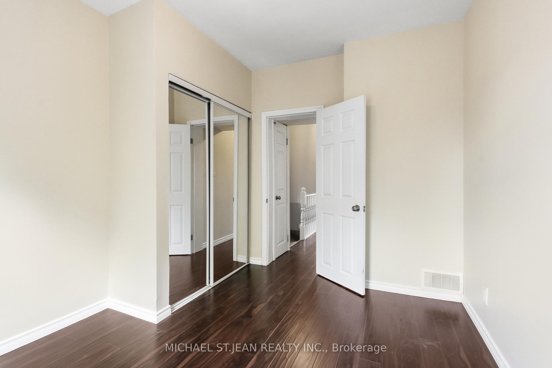 Photo 20 of 62 Cedar Avenue, Hamilton, St. Clair — HOMEH