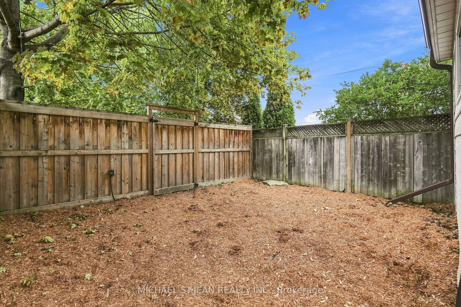 Photo 38 of 62 Cedar Avenue, Hamilton, St. Clair — HOMEH