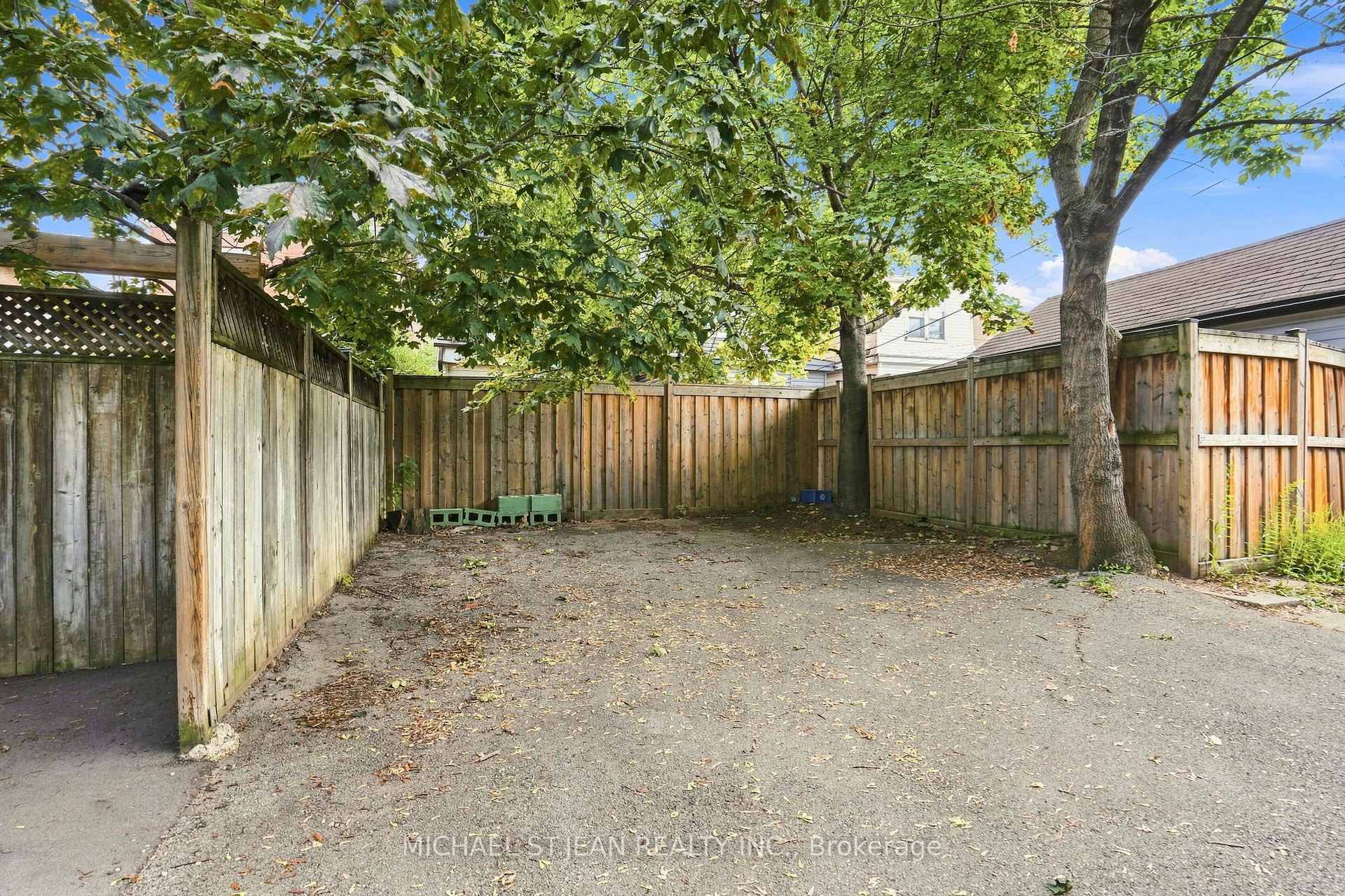 Photo 41 of 62 Cedar Avenue, Hamilton, St. Clair — HOMEH