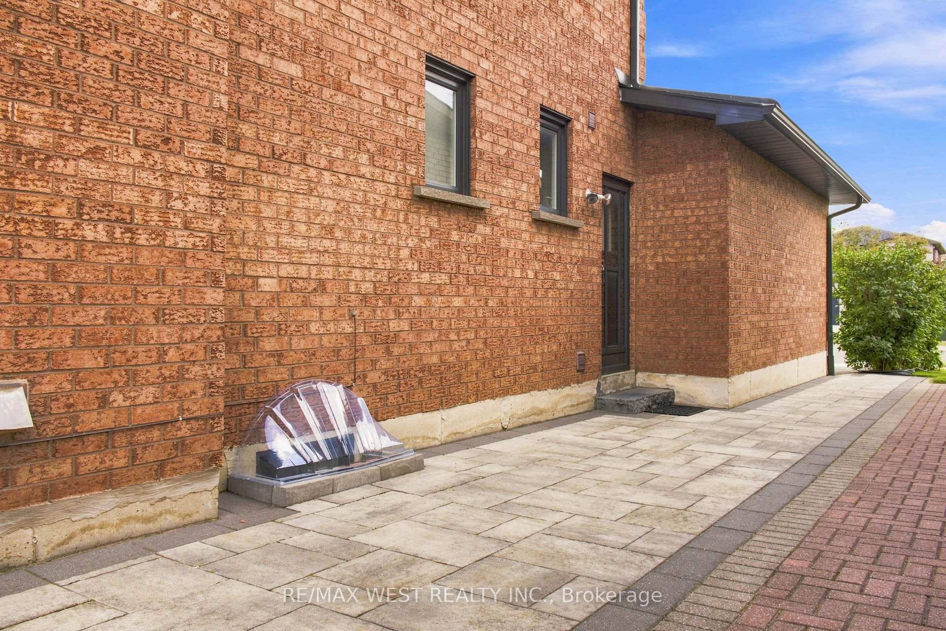 Photo 63 of 414 Belview Avenue, Vaughan, East Woodbridge — HOMEH