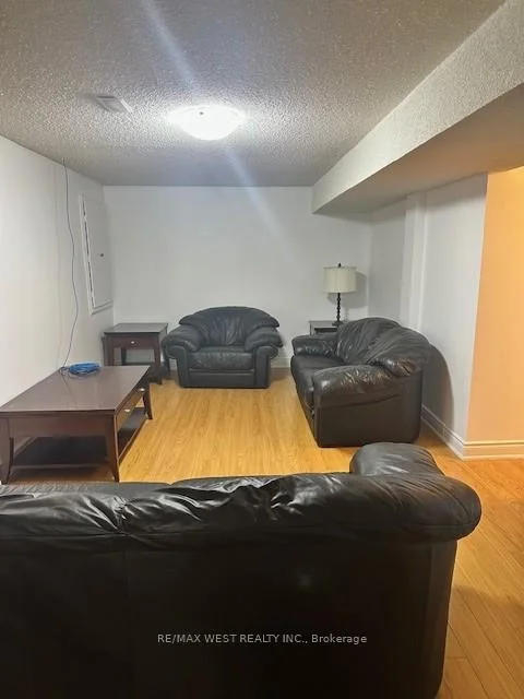 Photo 5 of 414 Belview Avenue, Vaughan, East Woodbridge — HOMEH