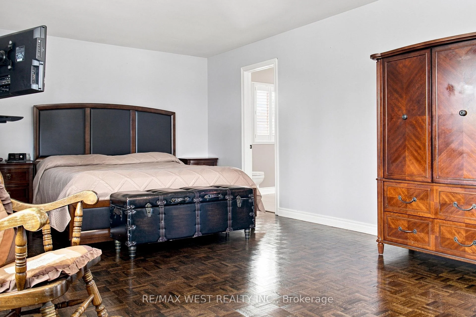 Photo 42 of 414 Belview Avenue, Vaughan, East Woodbridge — HOMEH