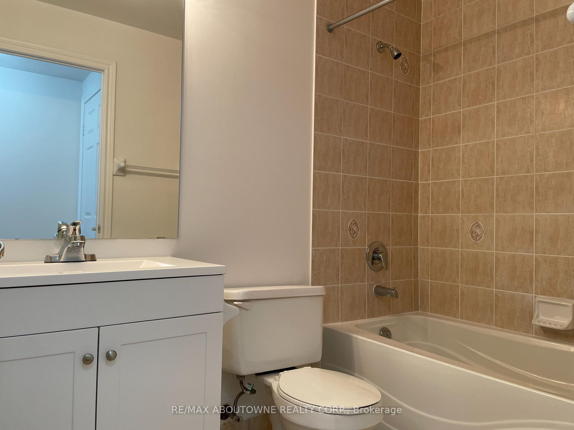 Photo 10 of Unit PH39, 125 Omni Drive, Scarborough, Bendale — HOMEH