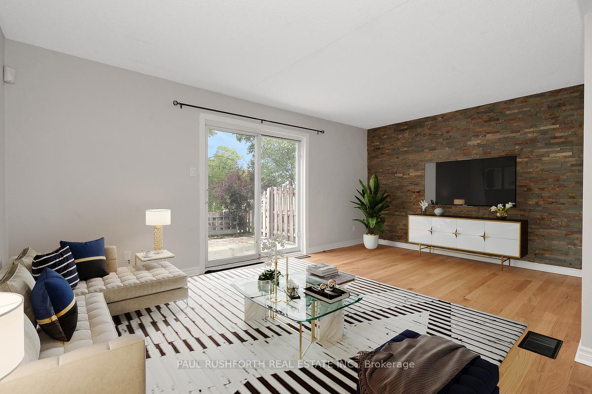 Photo 4 of 24 Baneberry Crescent, Ottawa, Kanata - Glencairn/Hazeldean — HOMEH