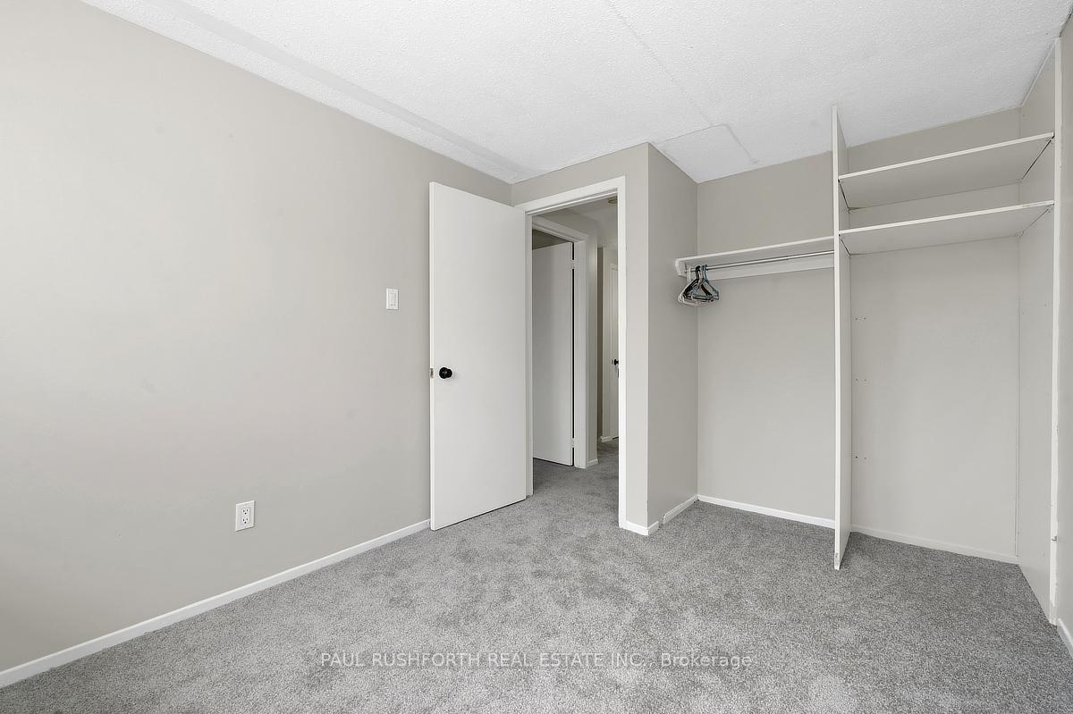 Photo 18 of 24 Baneberry Crescent, Ottawa, Kanata - Glencairn/Hazeldean — HOMEH