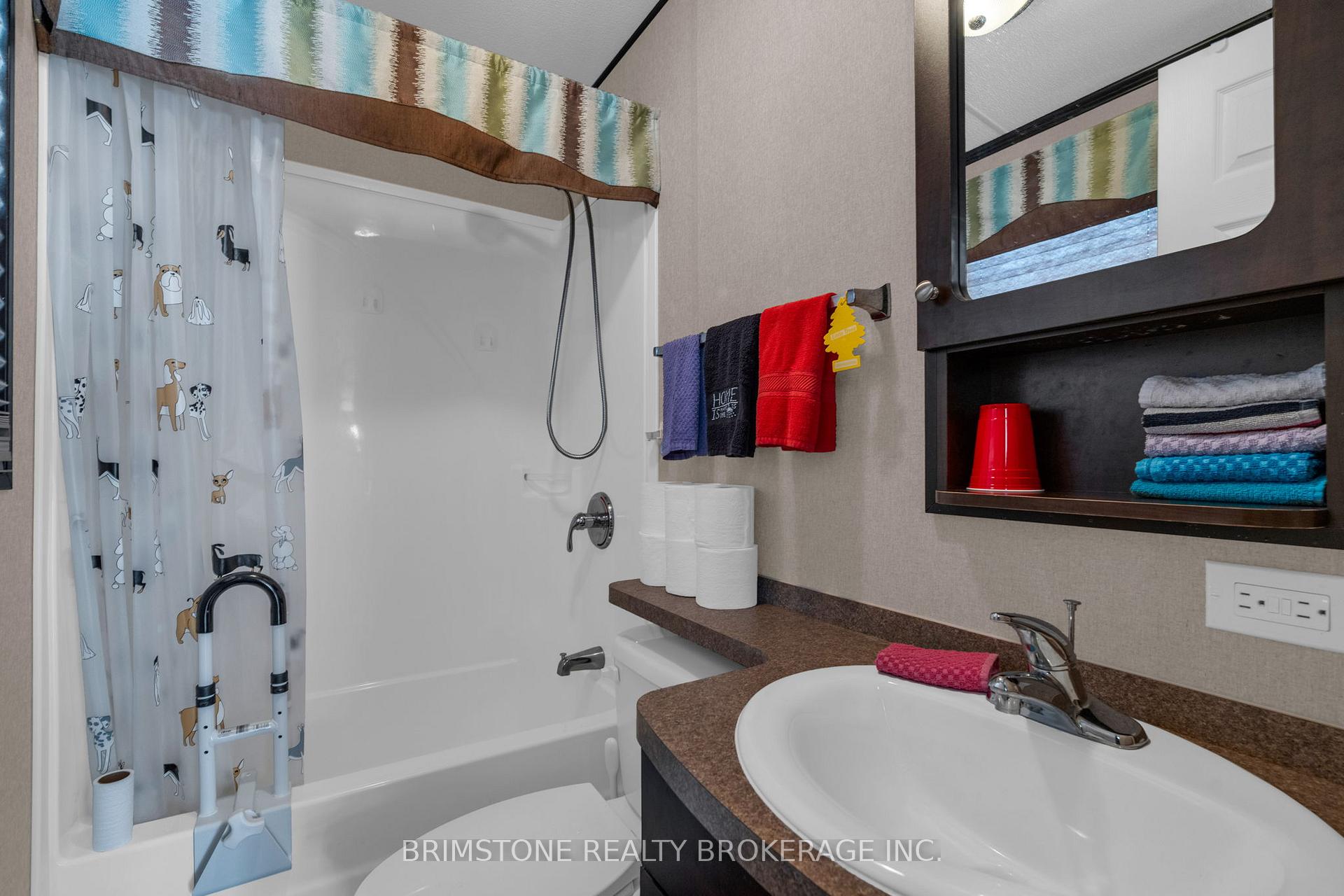 Photo 16 of Unit 63, 1082 Shamrock Marina Road, Gravenhurst, Morrison — HOMEH