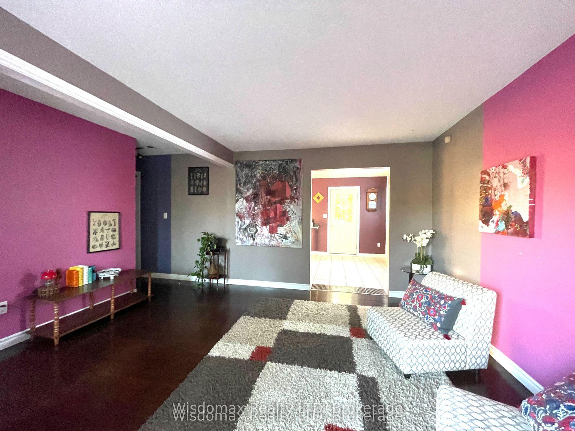Photo 7 of 7 Greenmeadow Court, St. Catharines, Fairview — HOMEH