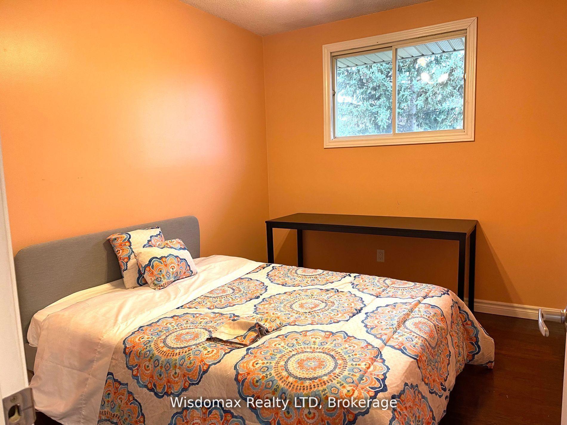 Photo 12 of 7 Greenmeadow Court, St. Catharines, Fairview — HOMEH